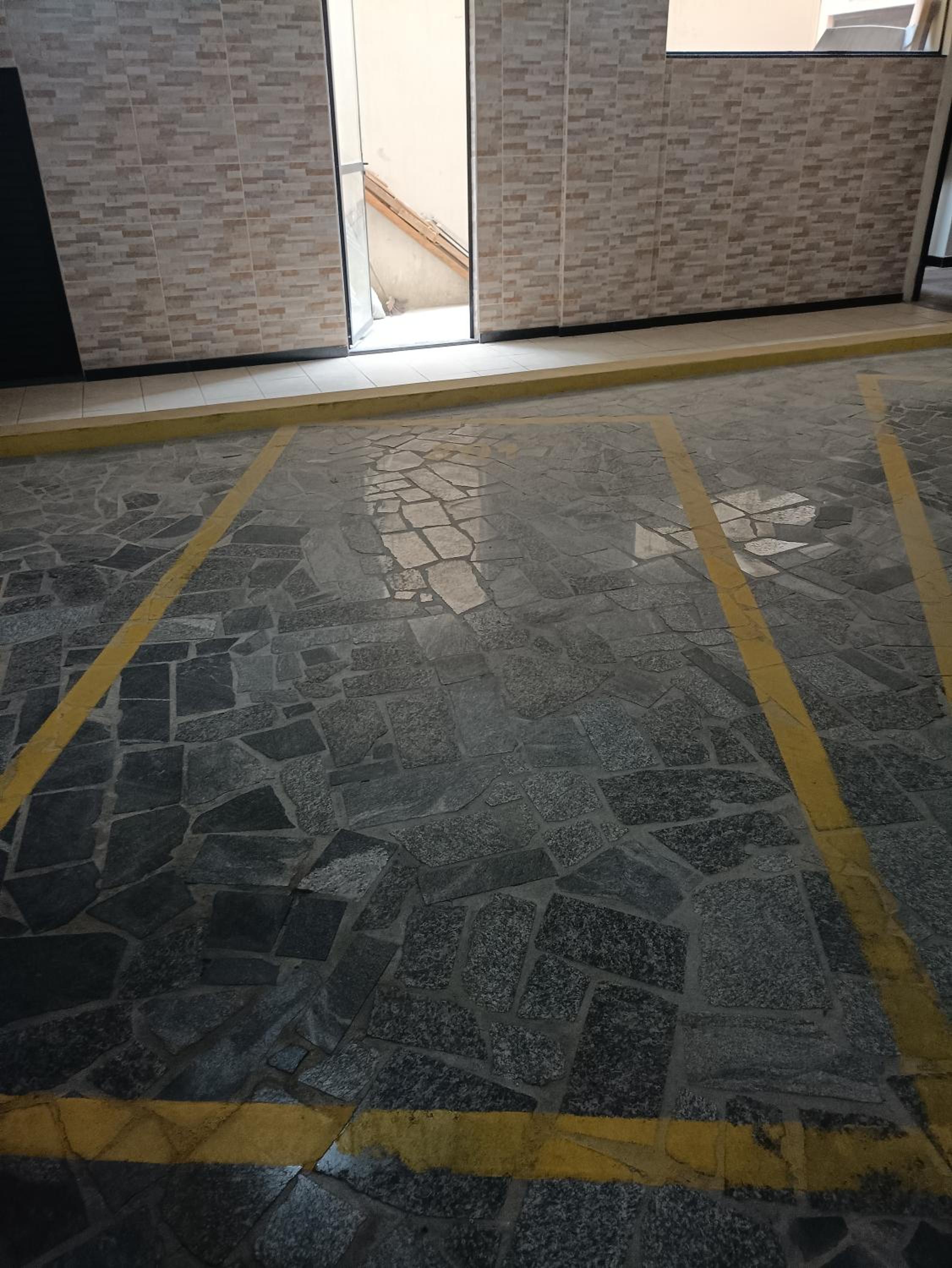 Praia do Morro - Apt. Canto Nobre, Frente total para o mar, 4 quartos 1 vaga de garagem, 2 banheiros