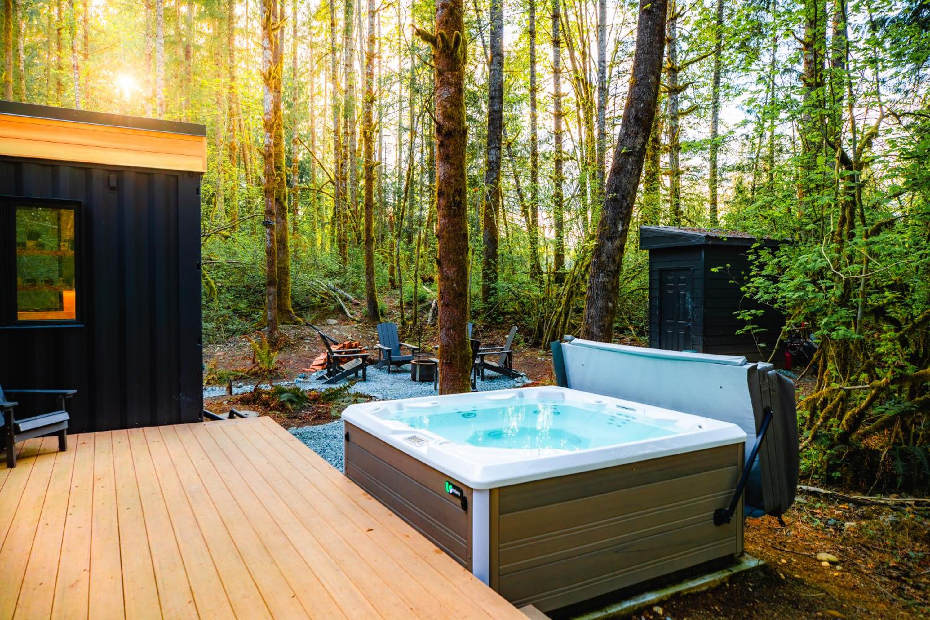 Pacific Bin - Hot Tub, Secluded Forest Getaway view 2