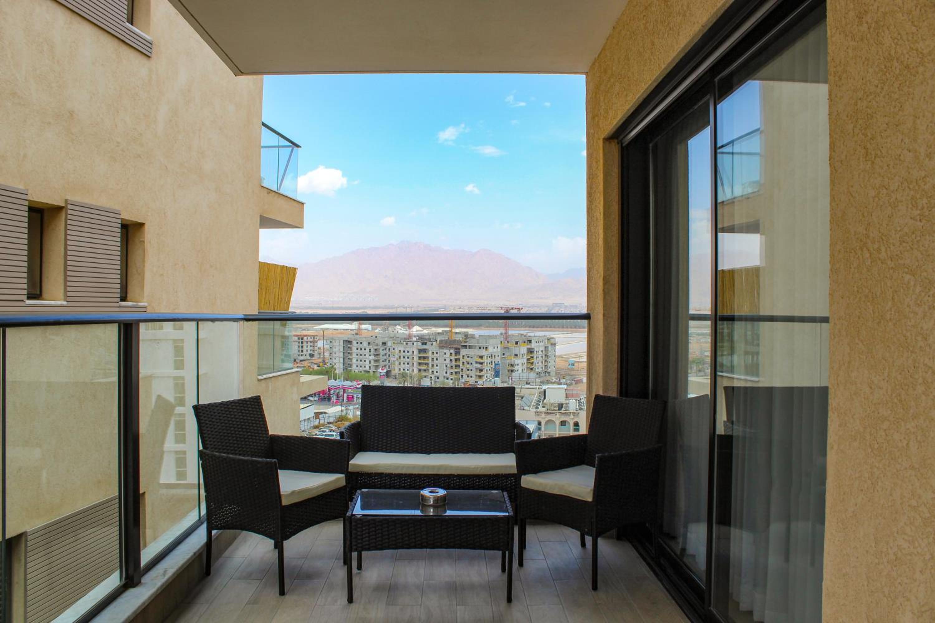 Luxury Suite Apartment #60 By Hashdera Eilat view 3