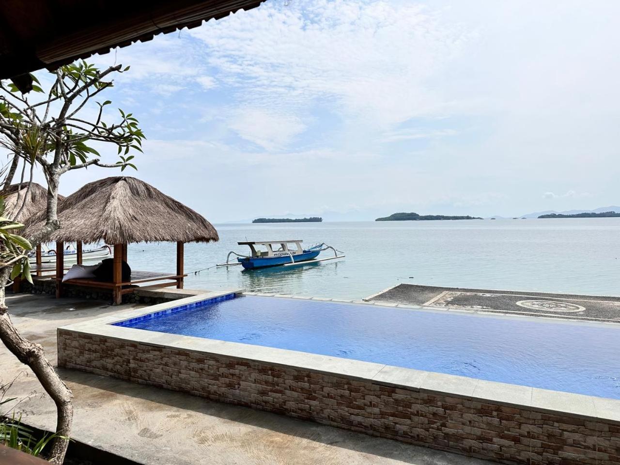 Krisna Bungalows and Restaurant