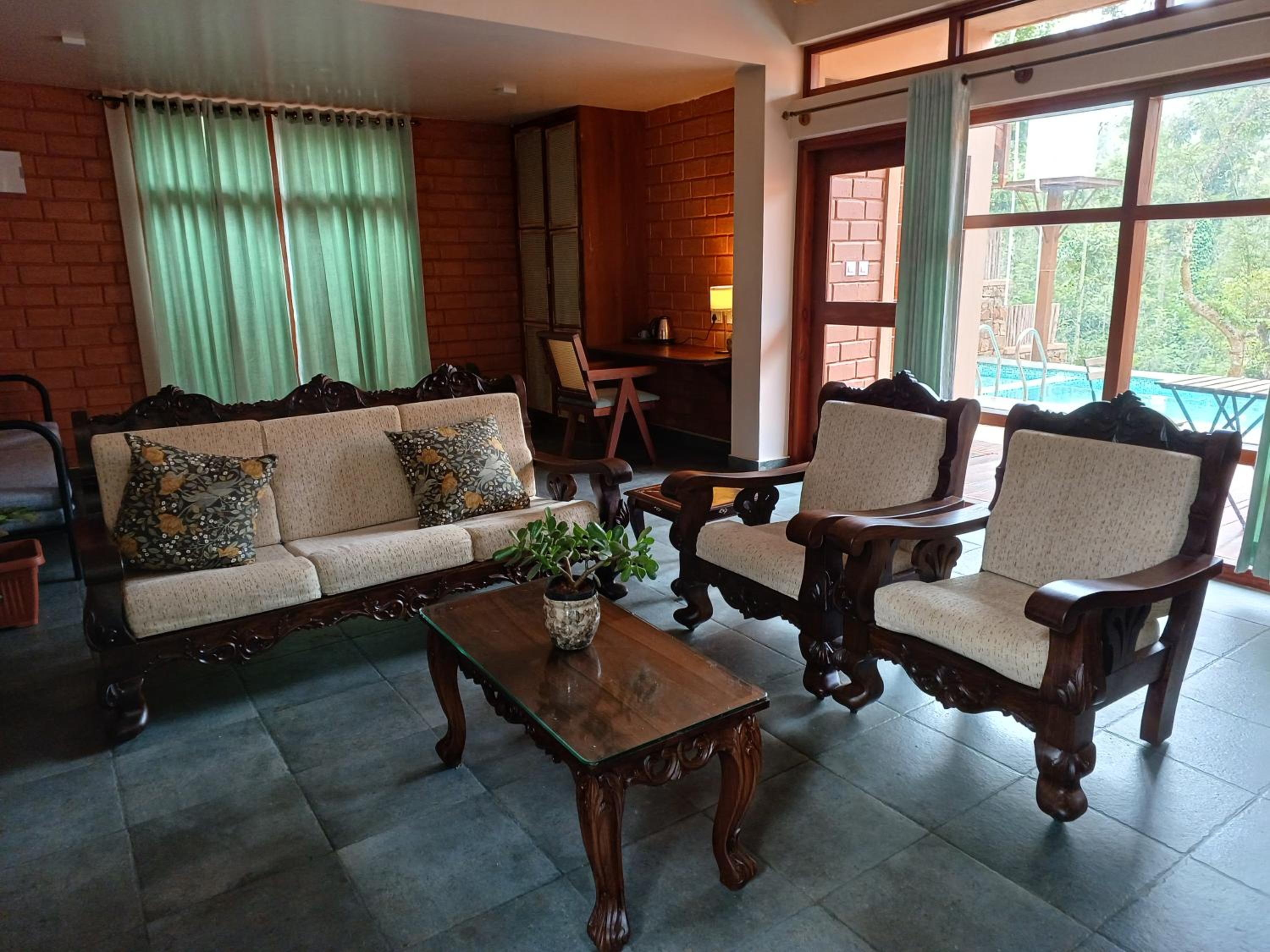 Sereno Pool Villa Chikmagalur