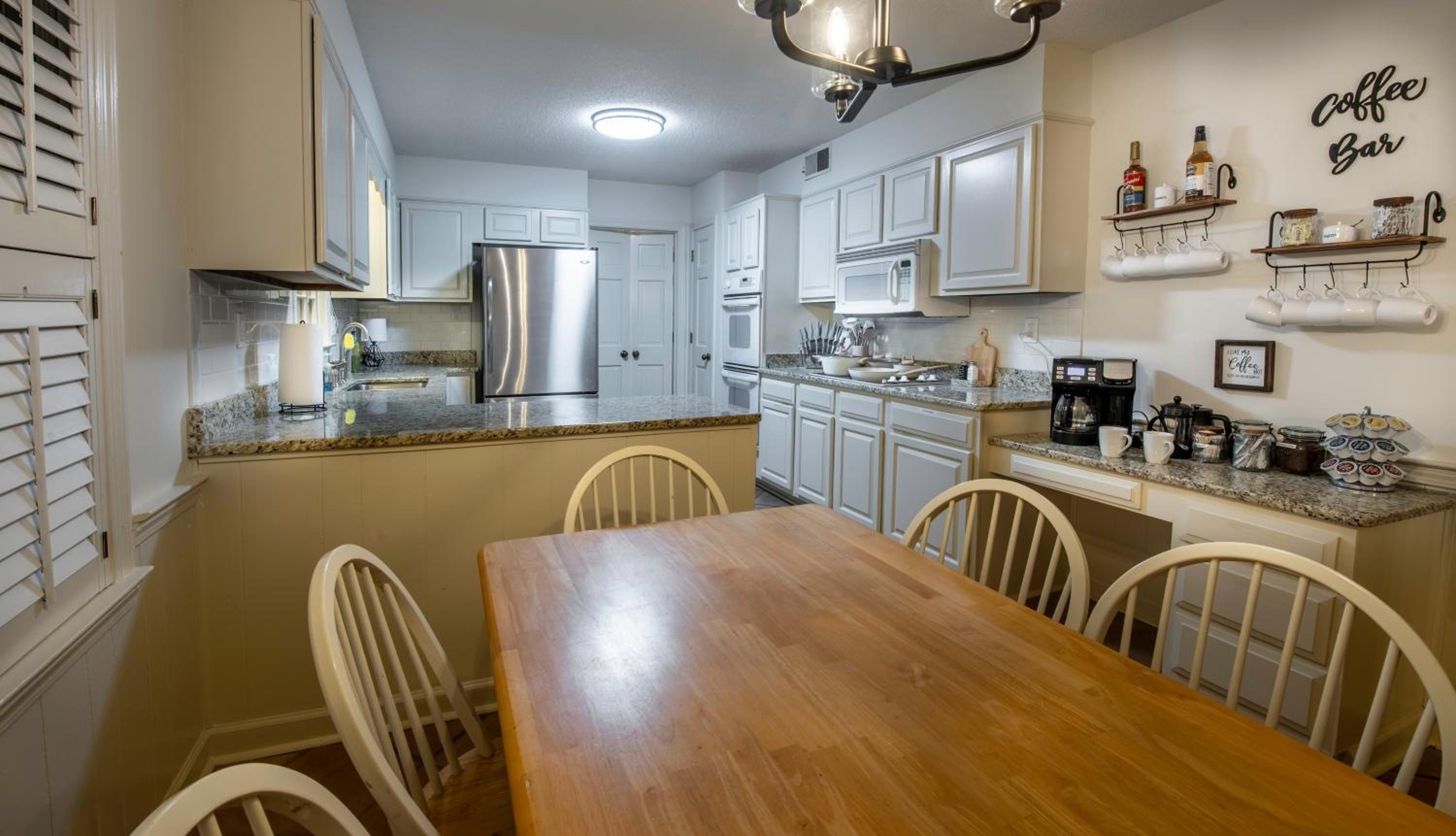 The Kirby House: King Bed, Hot Tub, Game Rooms, Gym view 3