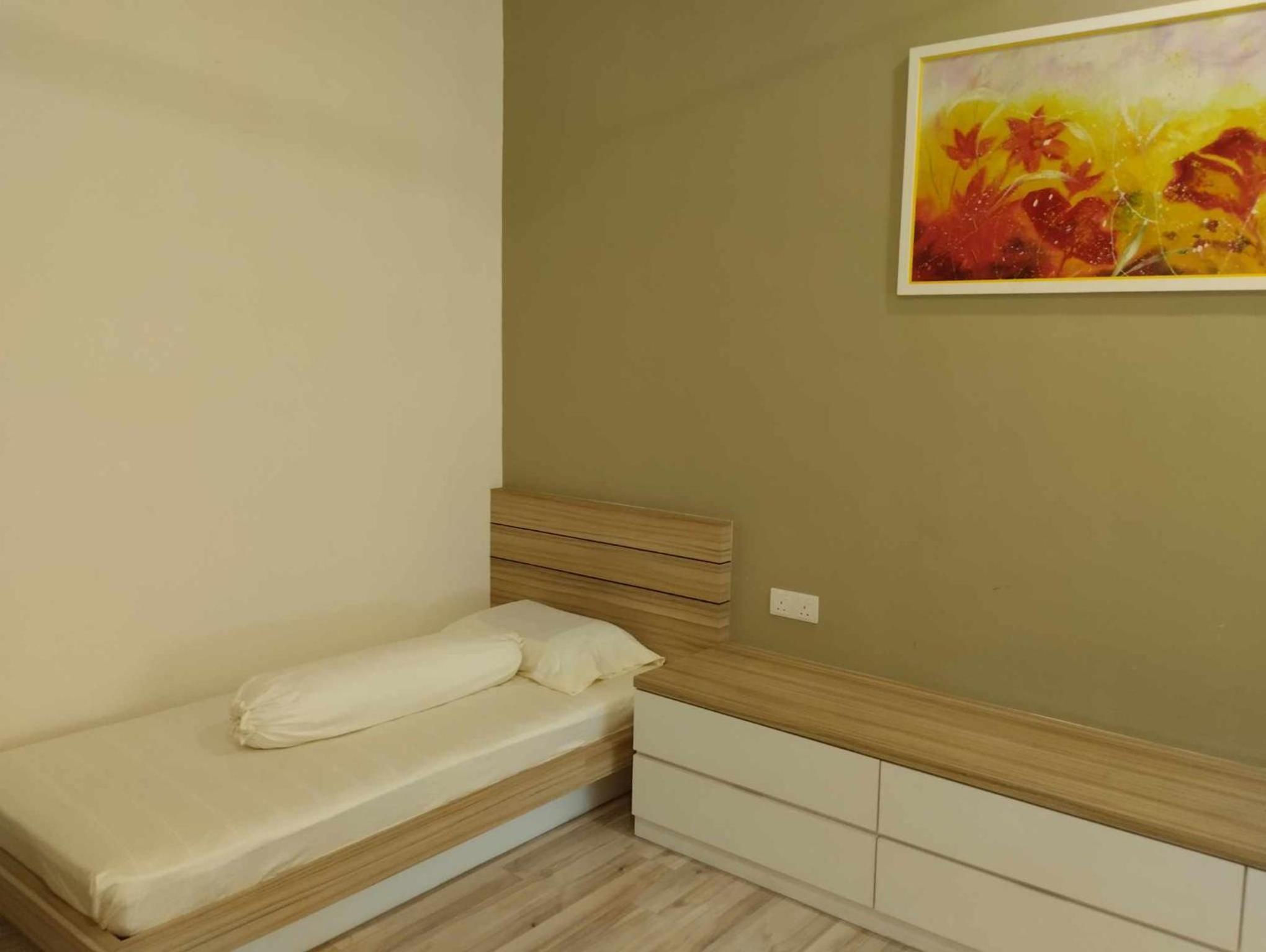 Simple & Cozy Homestay (Taman Rakyat Mergong) photo 6