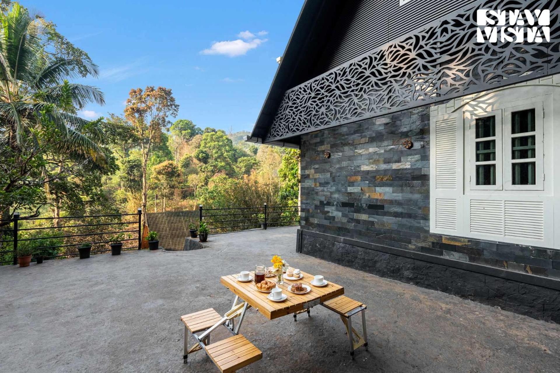 The Black Bean Cottage 4BHK with Breakfast & View at Wayanad