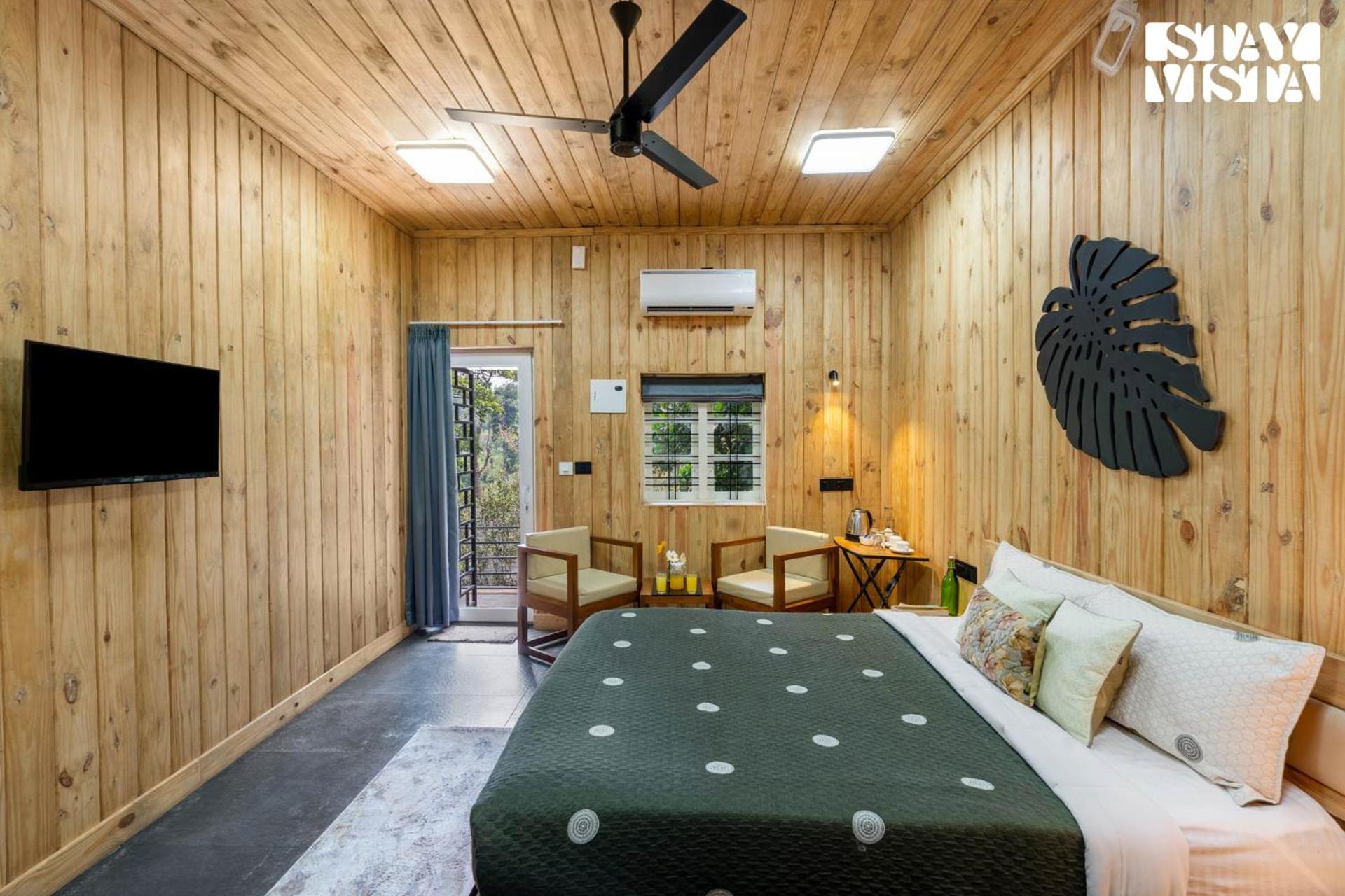 The Black Bean Cottage 4BHK with Breakfast & View at Wayanad
