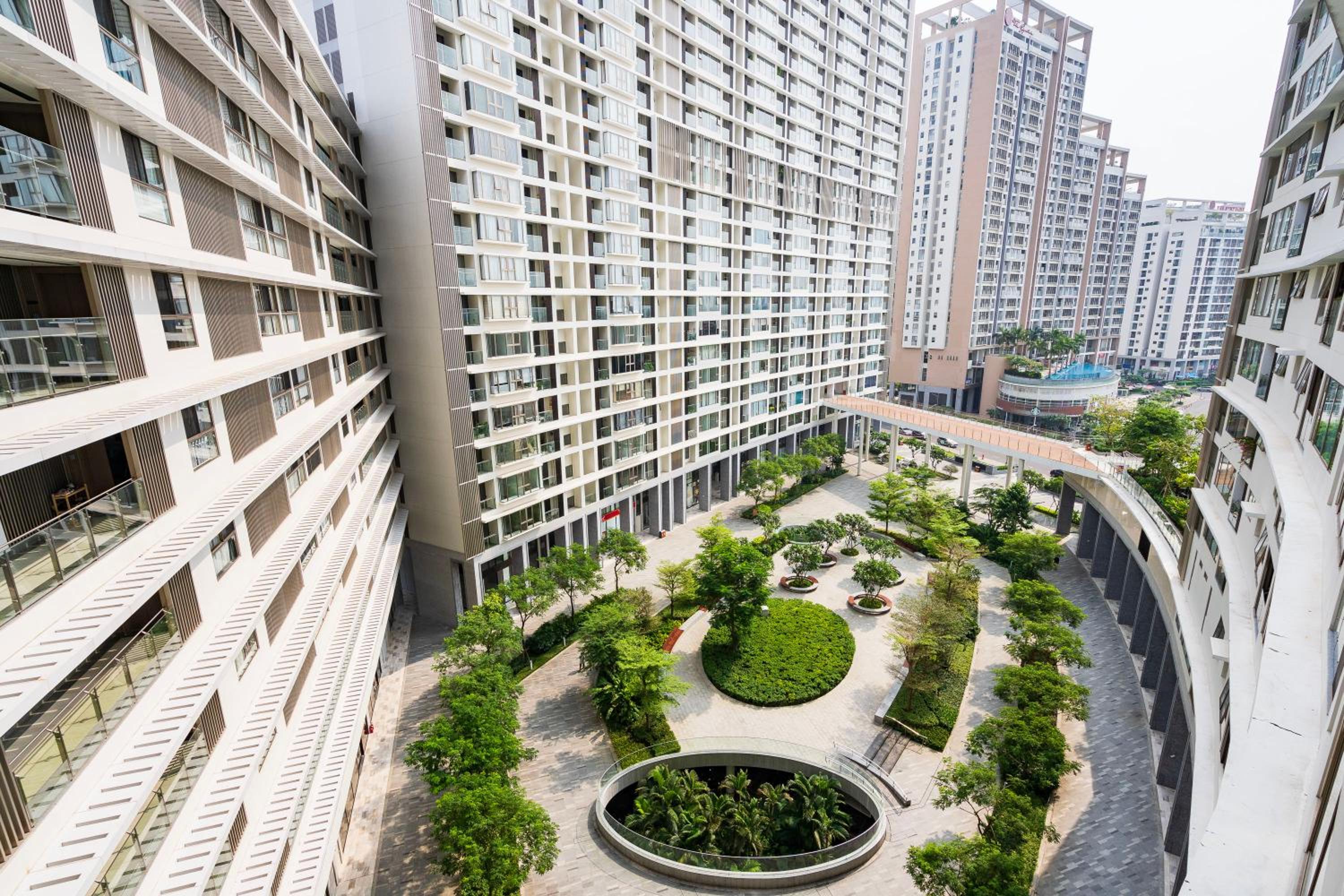 Convinia Luxury The Peak Midtown