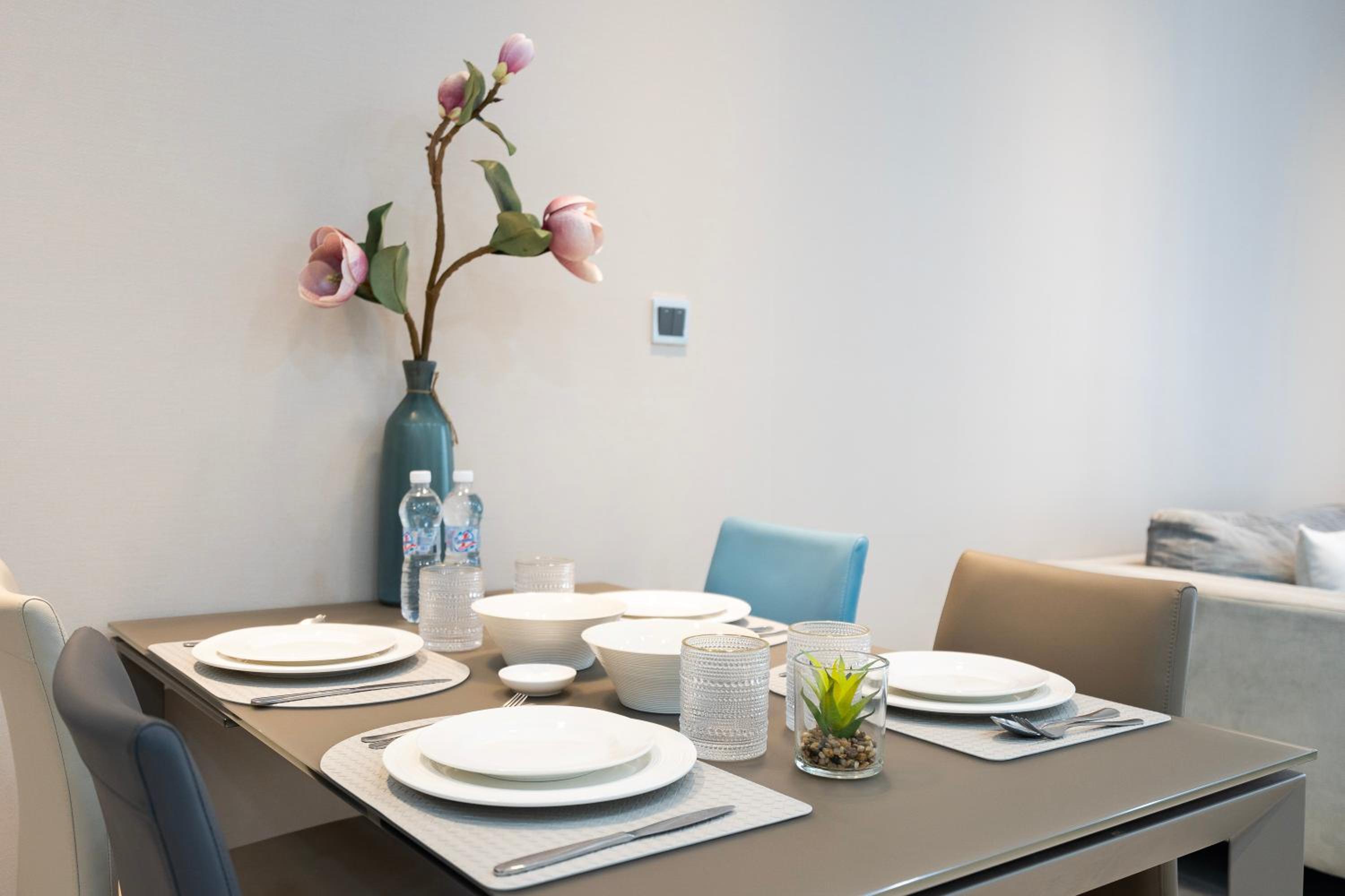 Convinia Luxury The Peak Midtown