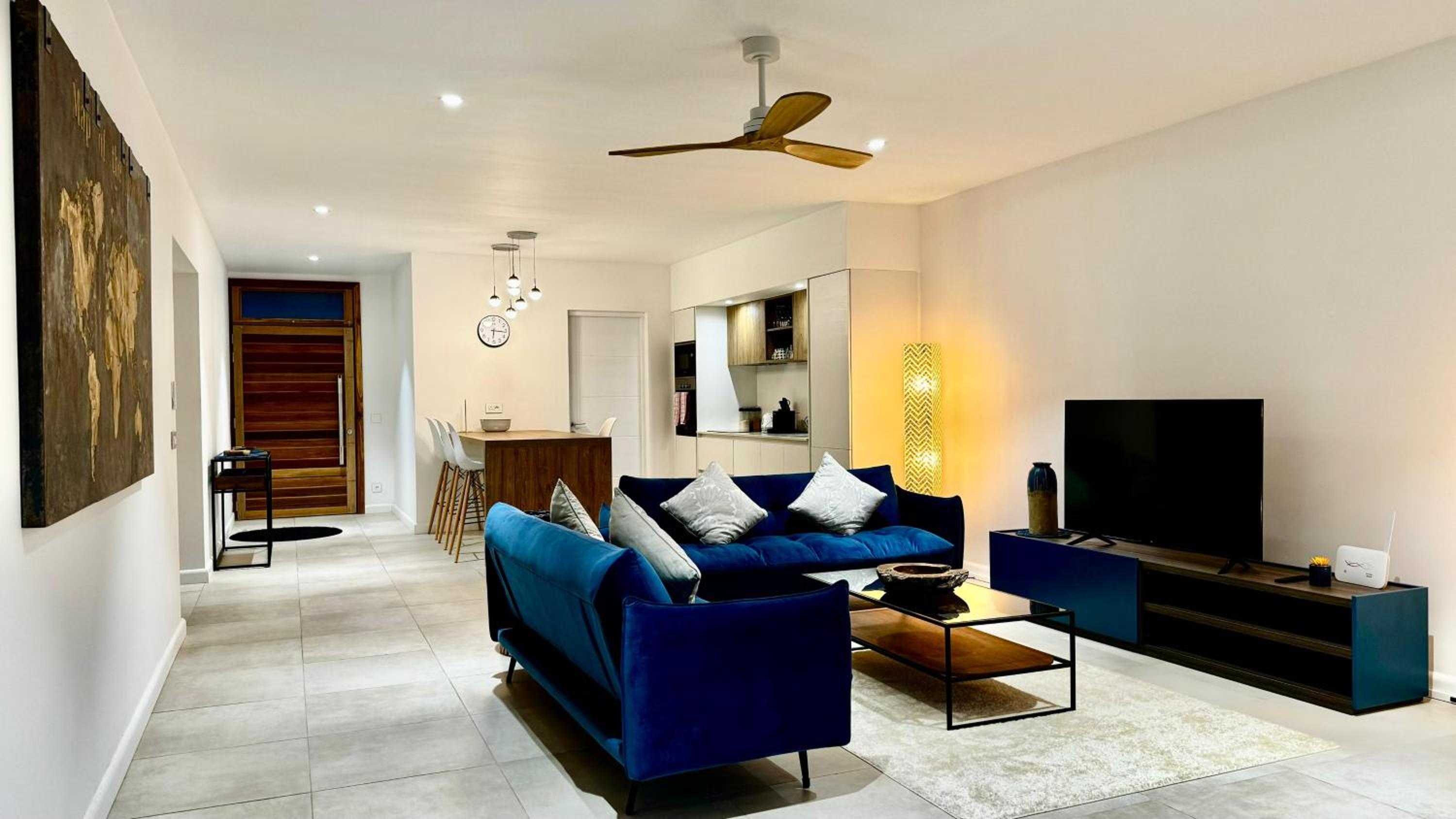 Appartement de luxe piscine et vue mer