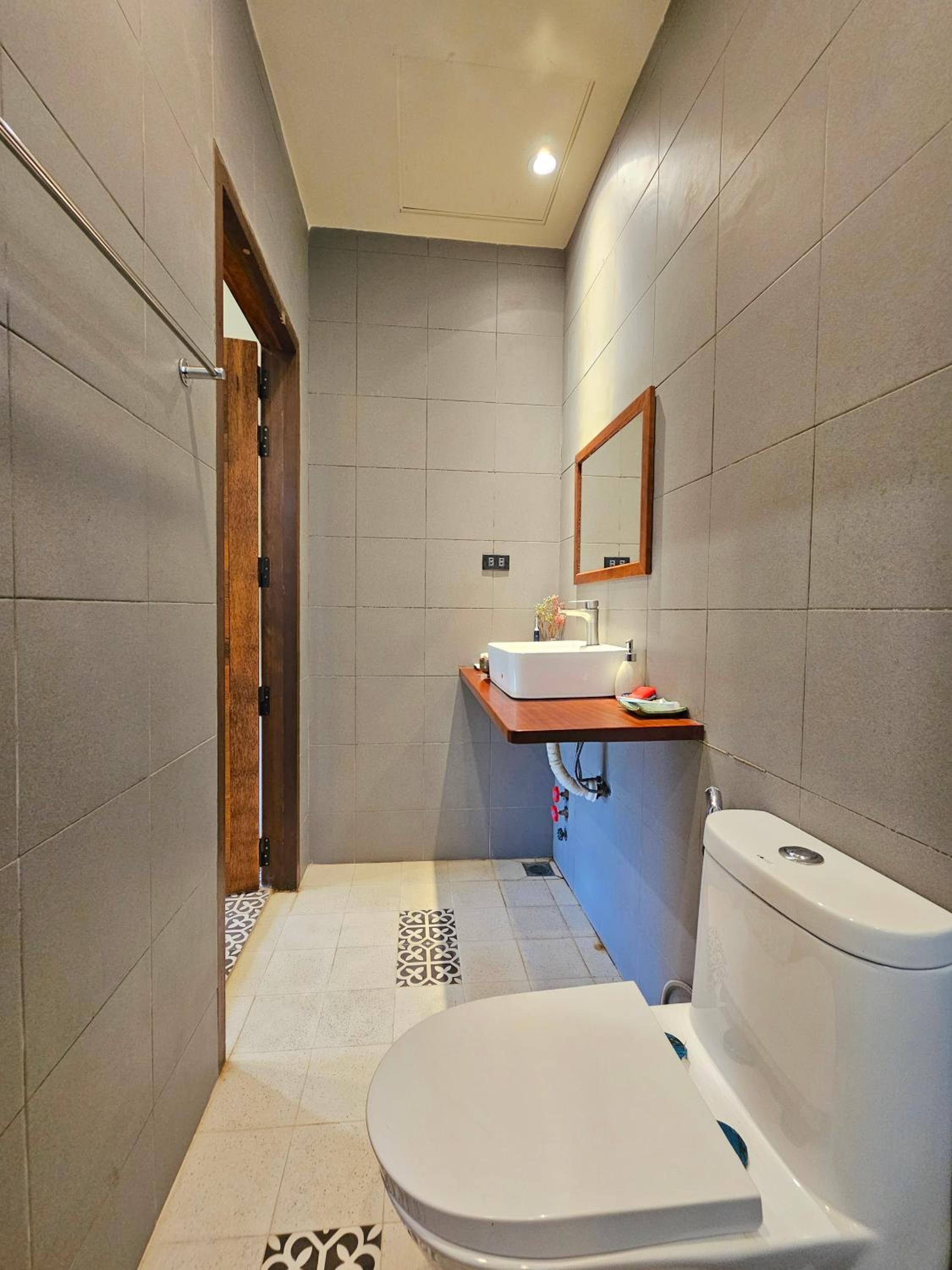 Comfy room - InnerZen Mekong Riverside homestay Ben Tre view 4