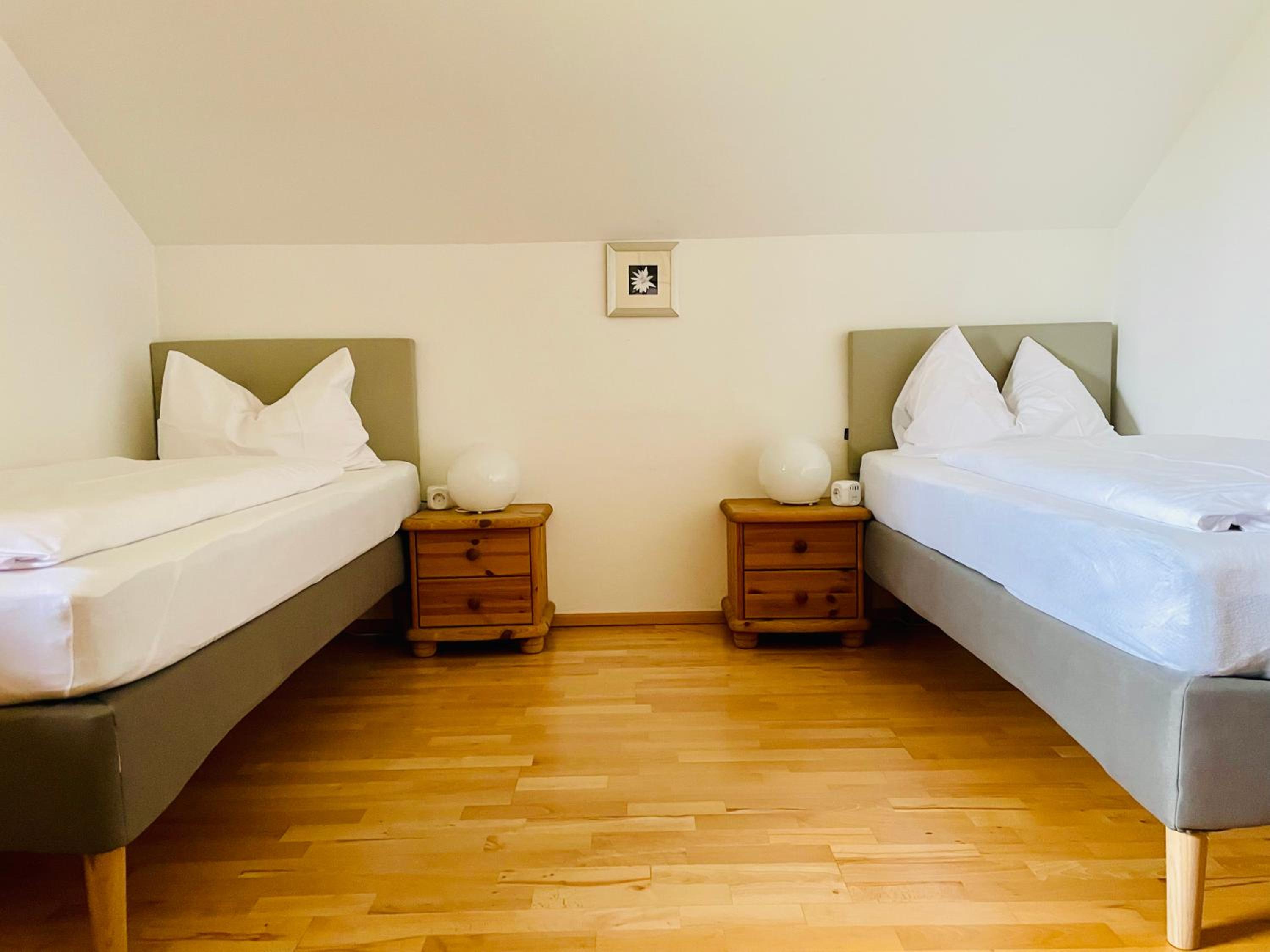 Sonnenblumenhof - Zimmer & Apartments