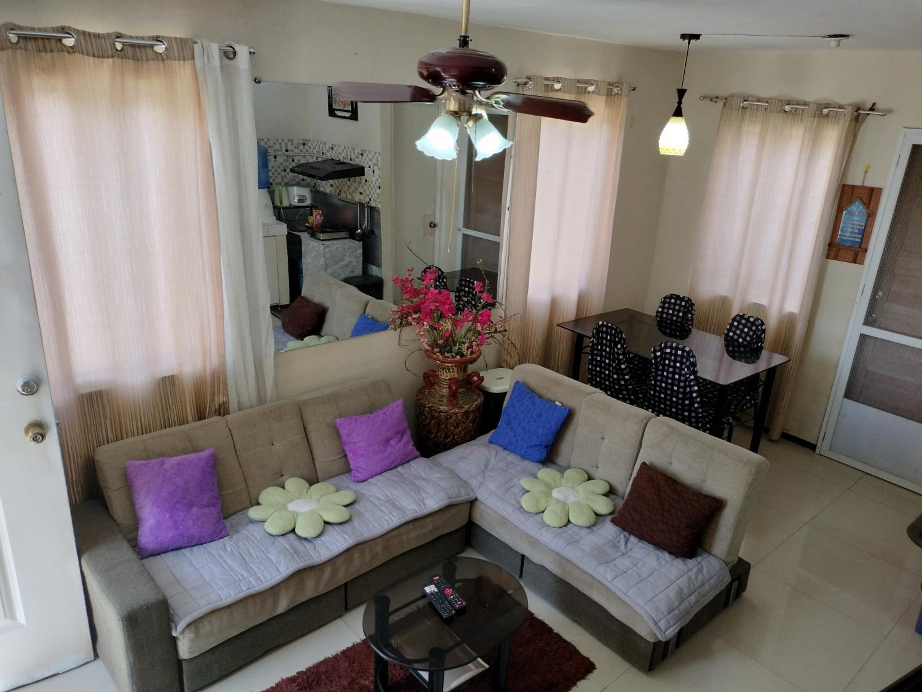 Eurie's Furnished Unit, photo 17
