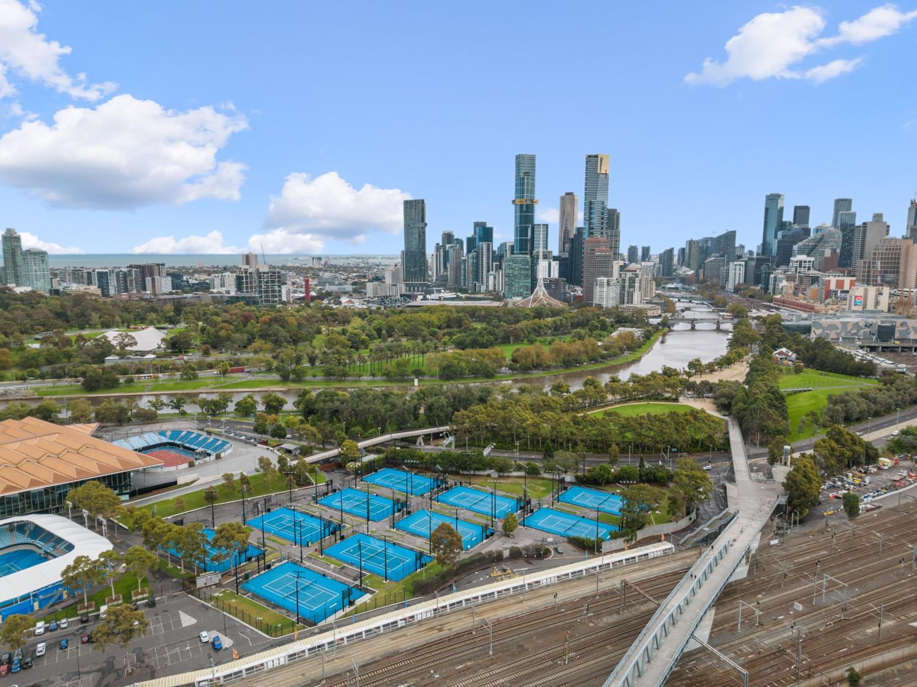 East Melbourne 2BR Apartment