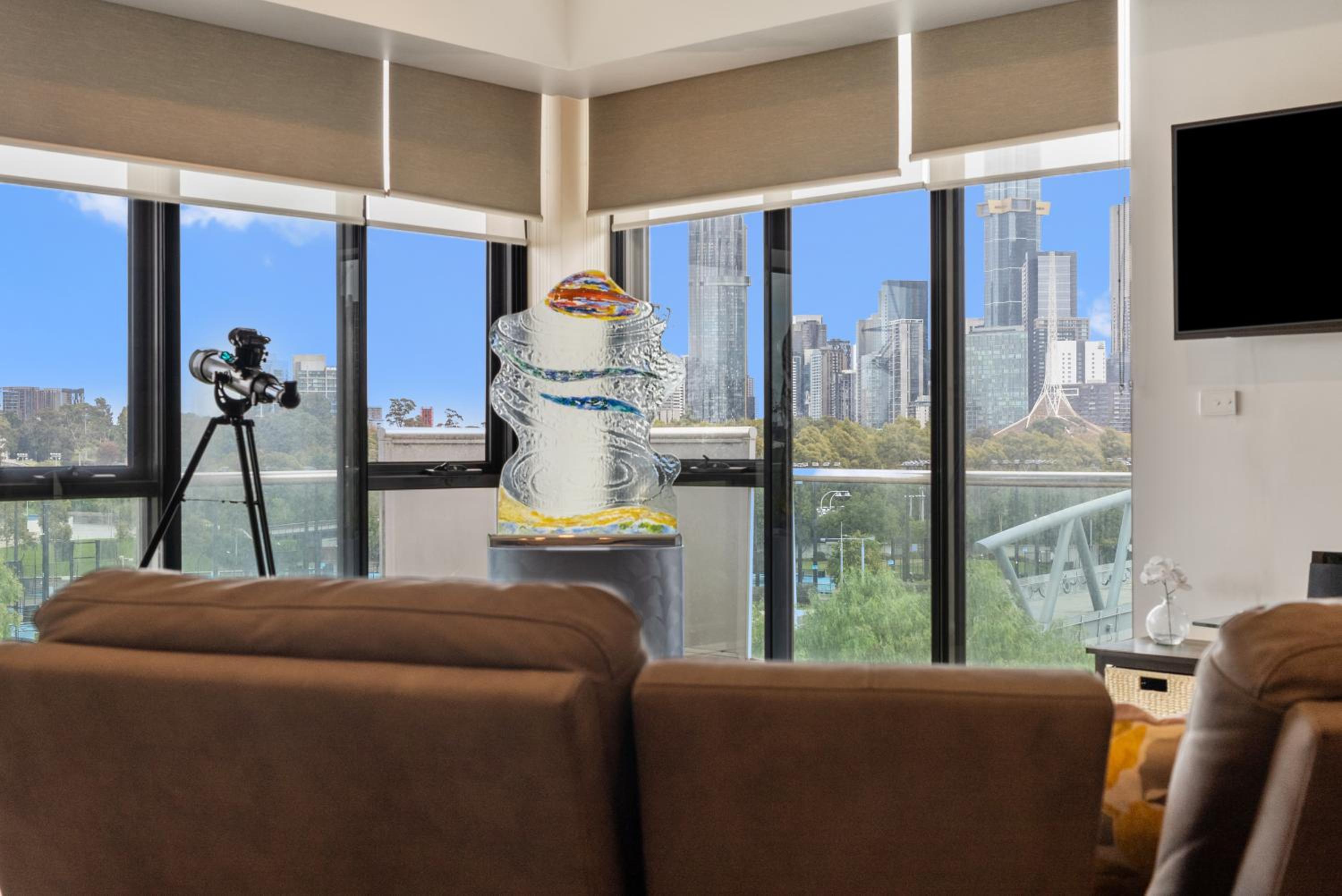 East Melbourne 2BR Apartment