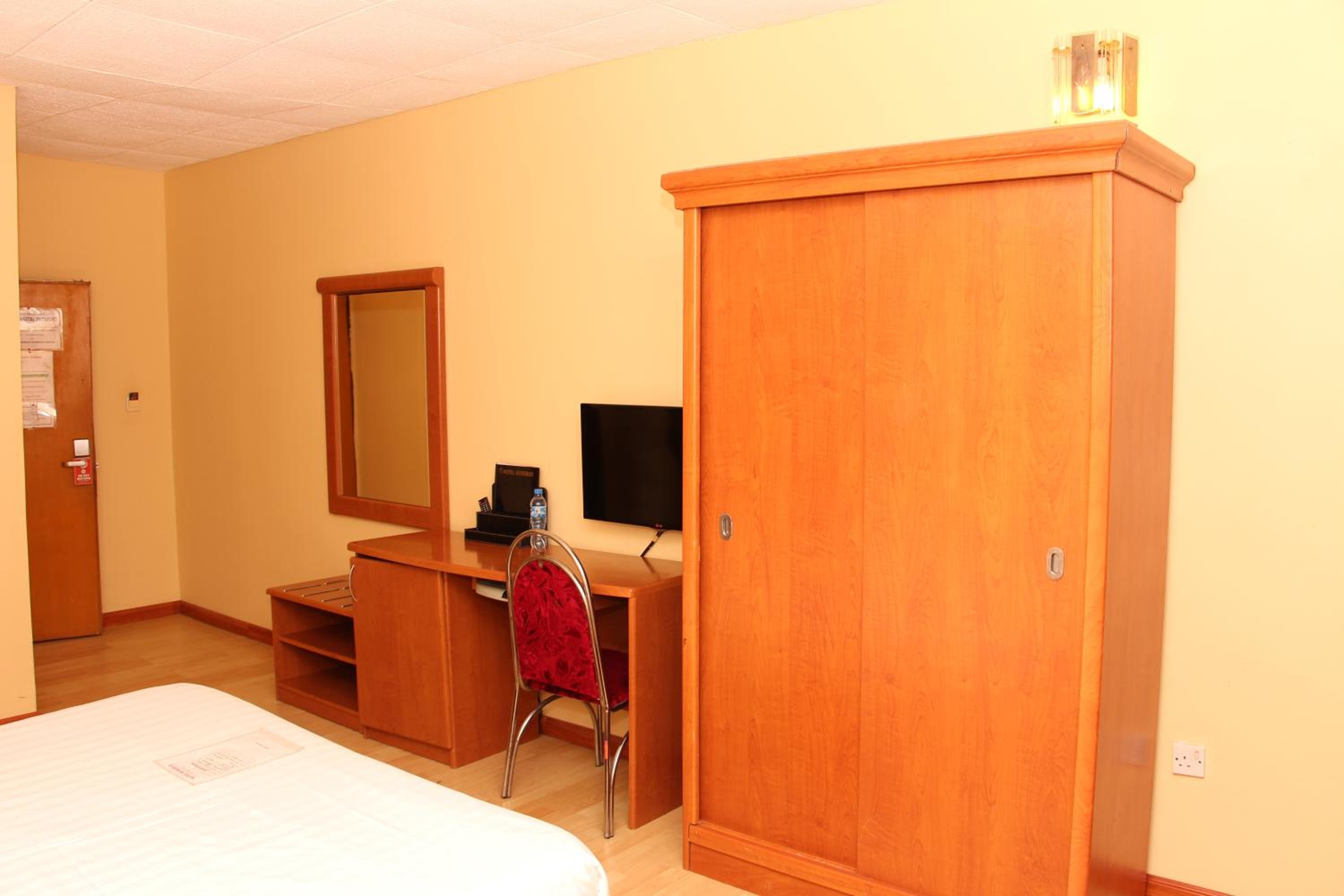 Hotel Rosebud