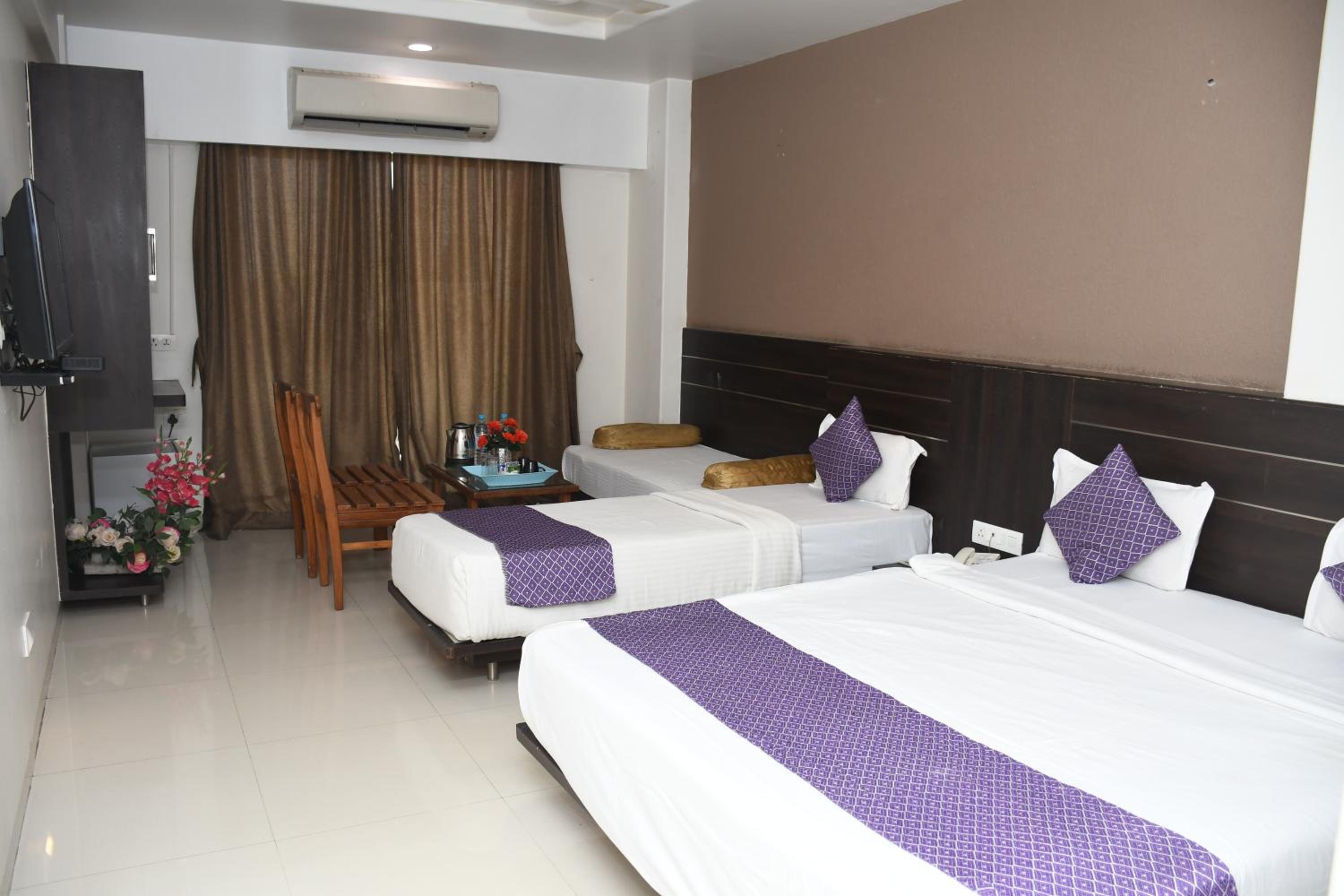 Pushpak Resort