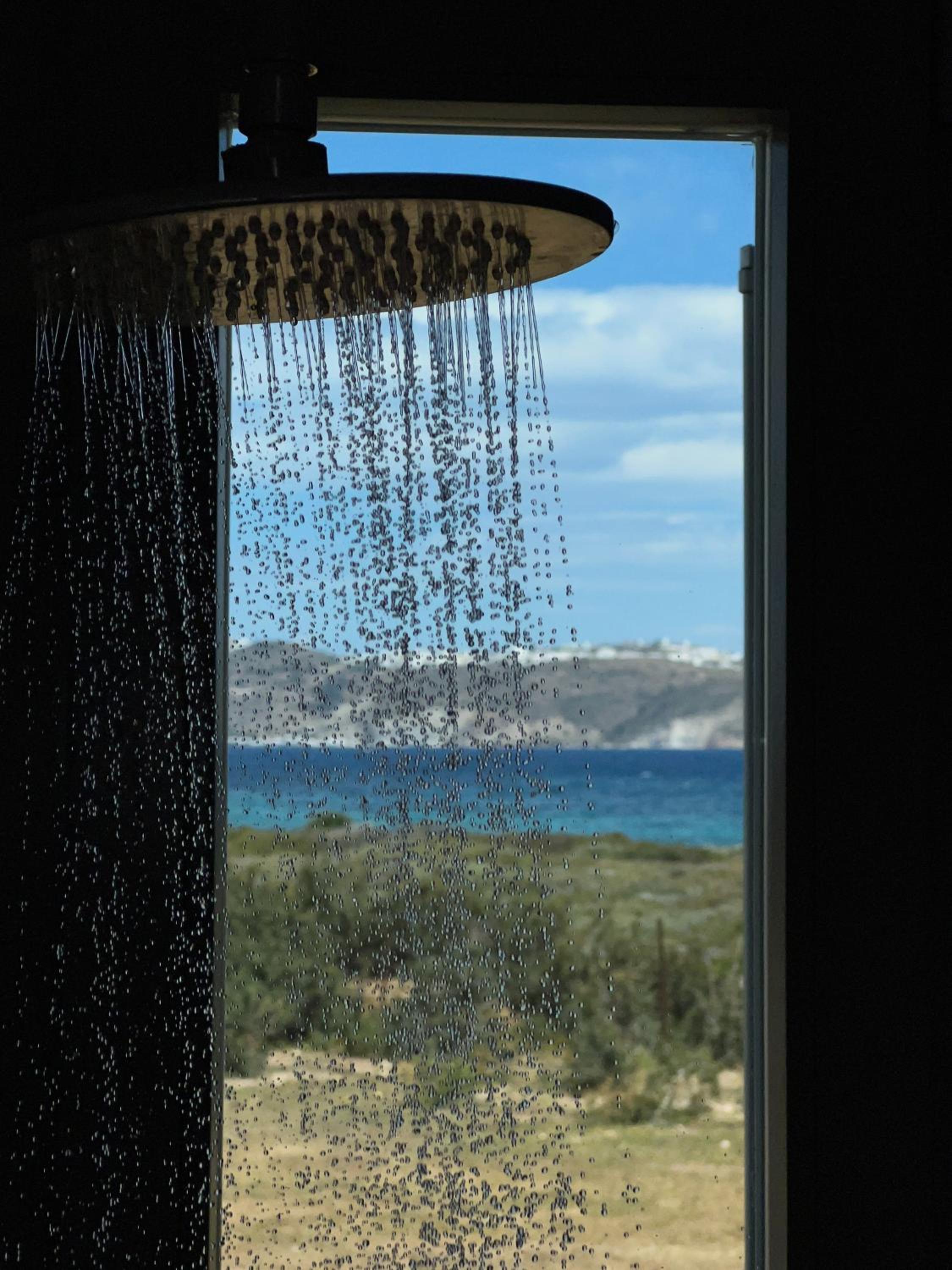 Seafront villa Serene 6 Bedrooms view 2