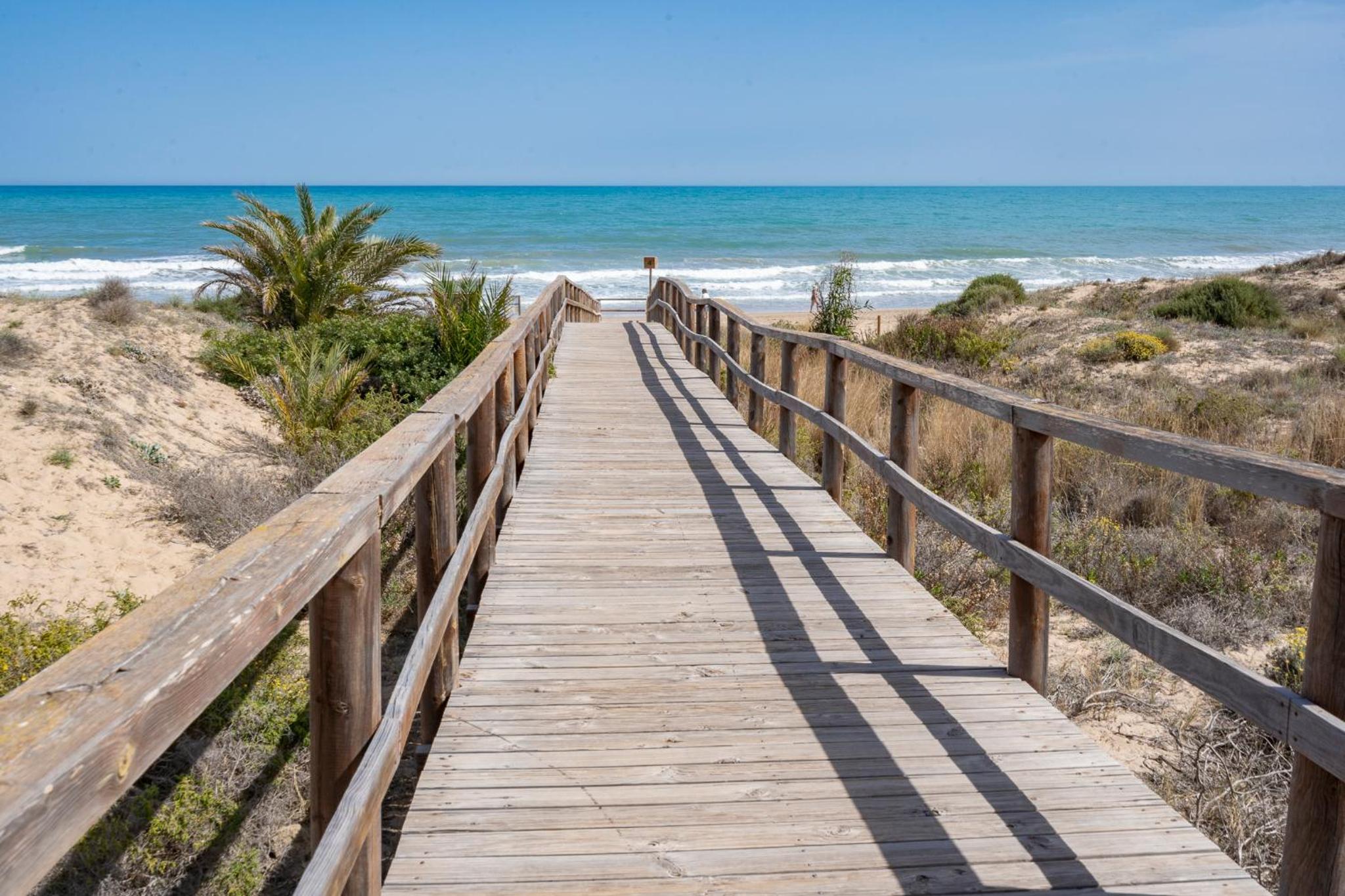 Villa de lujo Arenales del Sol view 4