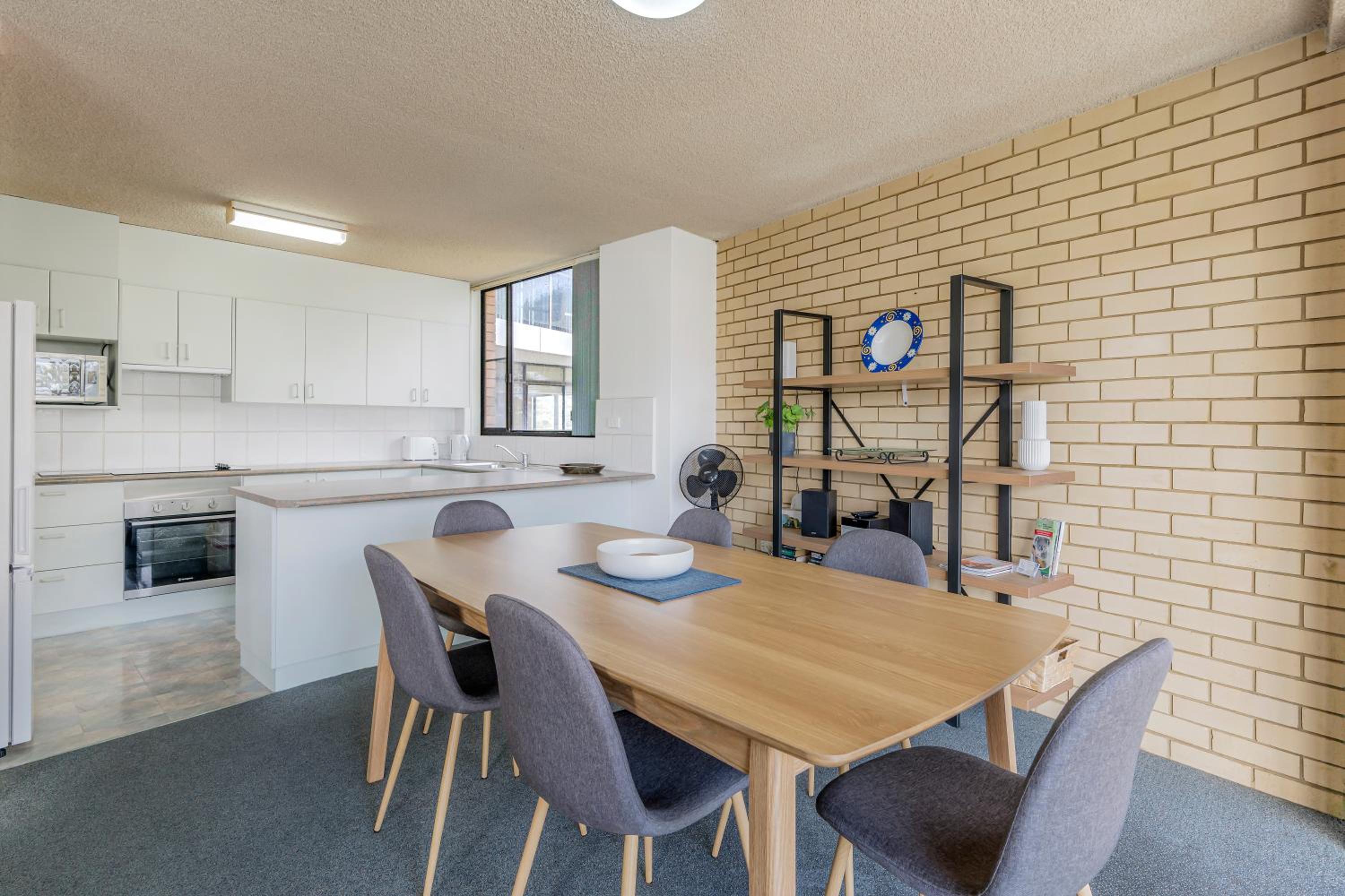 Tasman Towers 5 3 Munster Street view 4