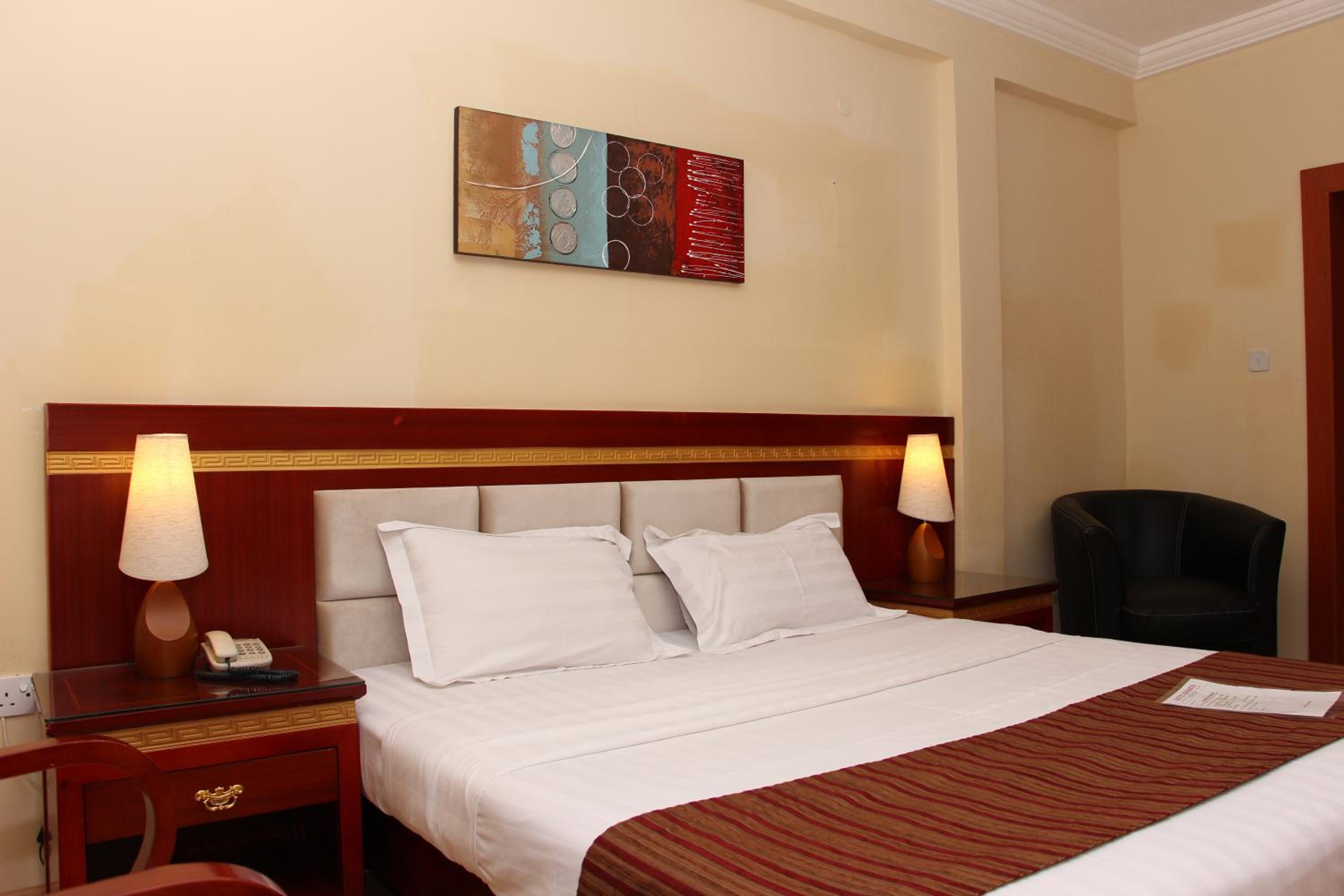 Hotel Rosebud