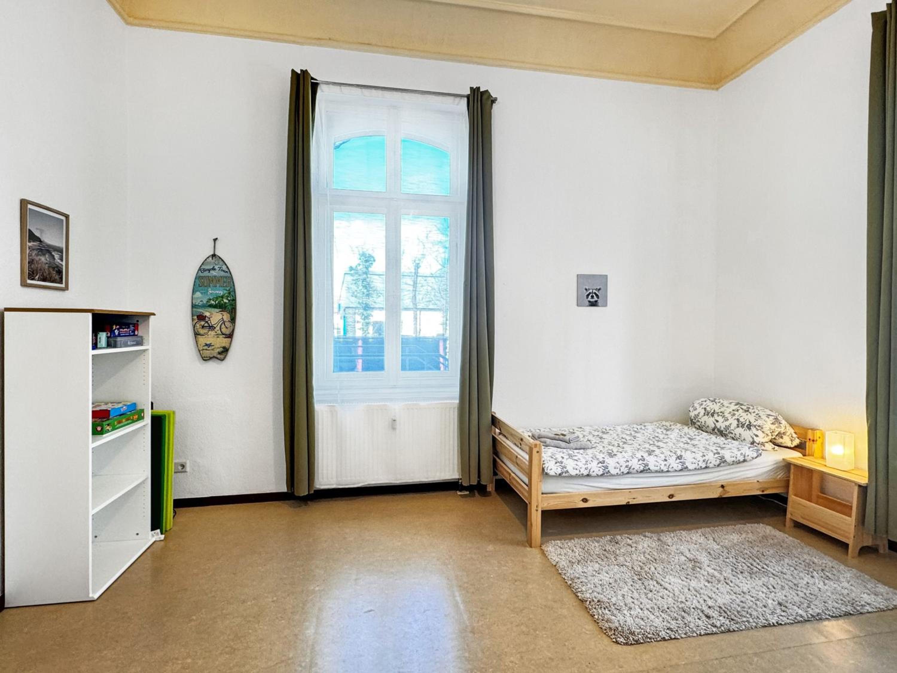Ferienwohnung Villa Nieske - Jugendstil Denkmal, free WLAN & Parken, Self Check-In, Smart-TV