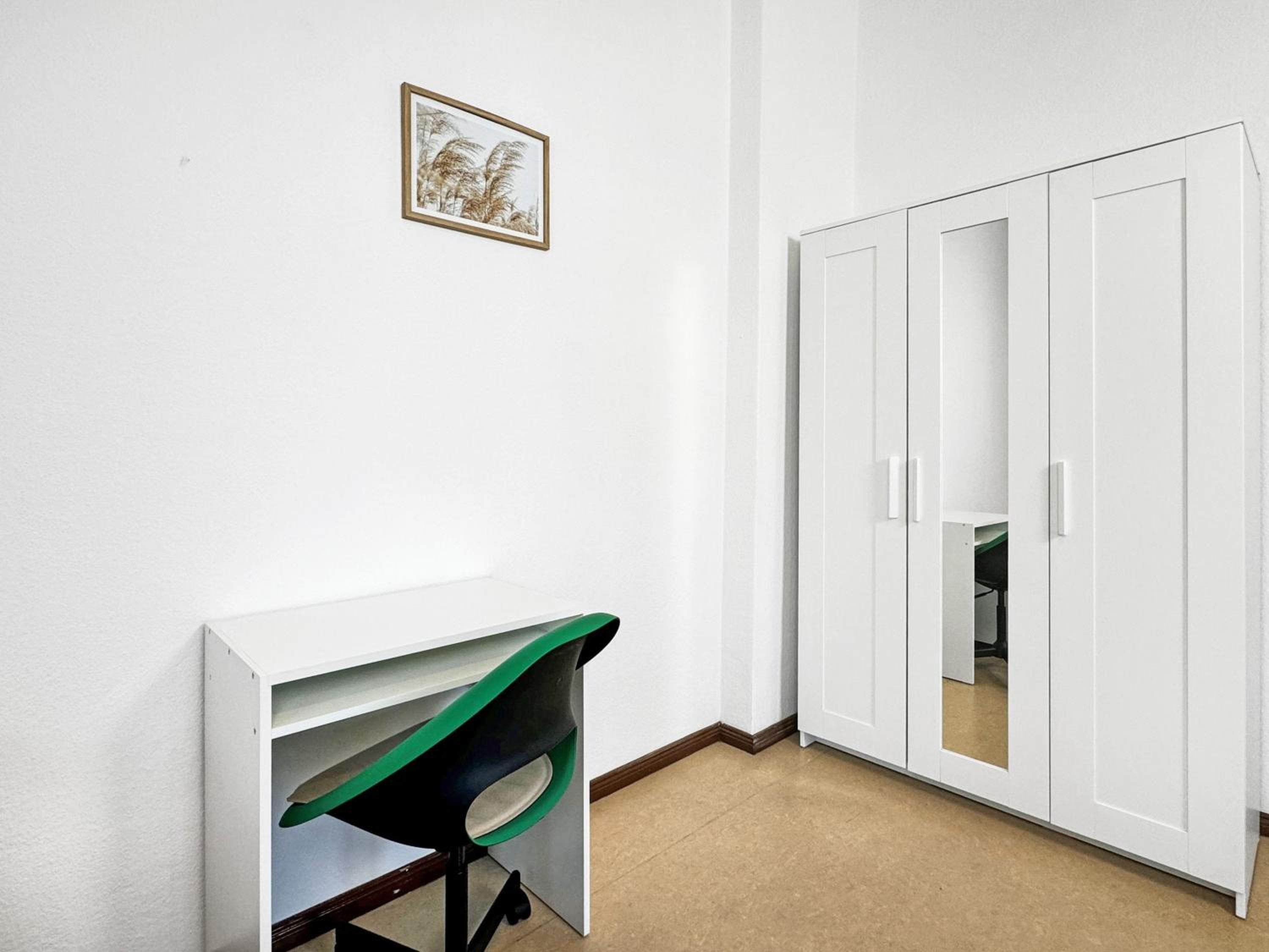 Ferienwohnung Villa Nieske - Jugendstil Denkmal, free WLAN & Parken, Self Check-In, Smart-TV