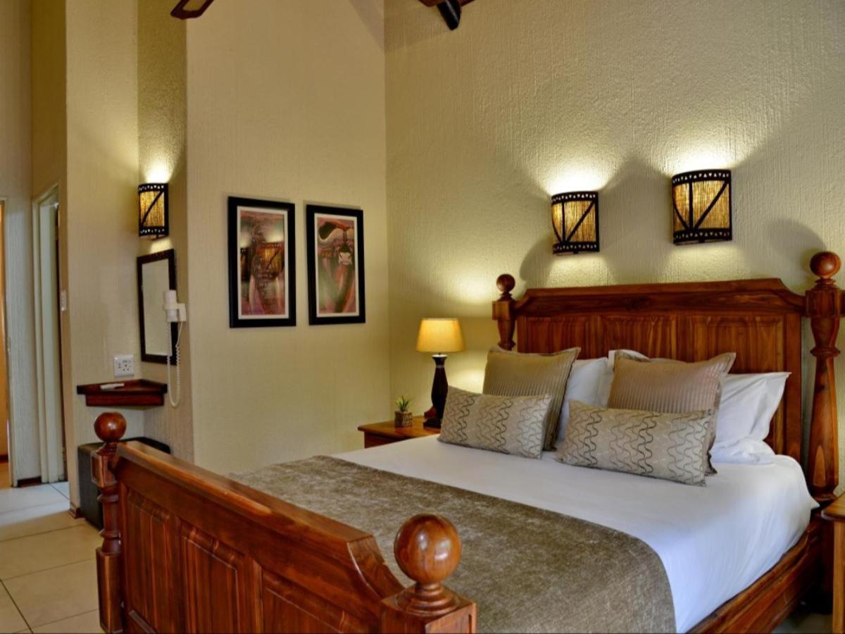 Kruger Park Lodge - Modern Unit 225B