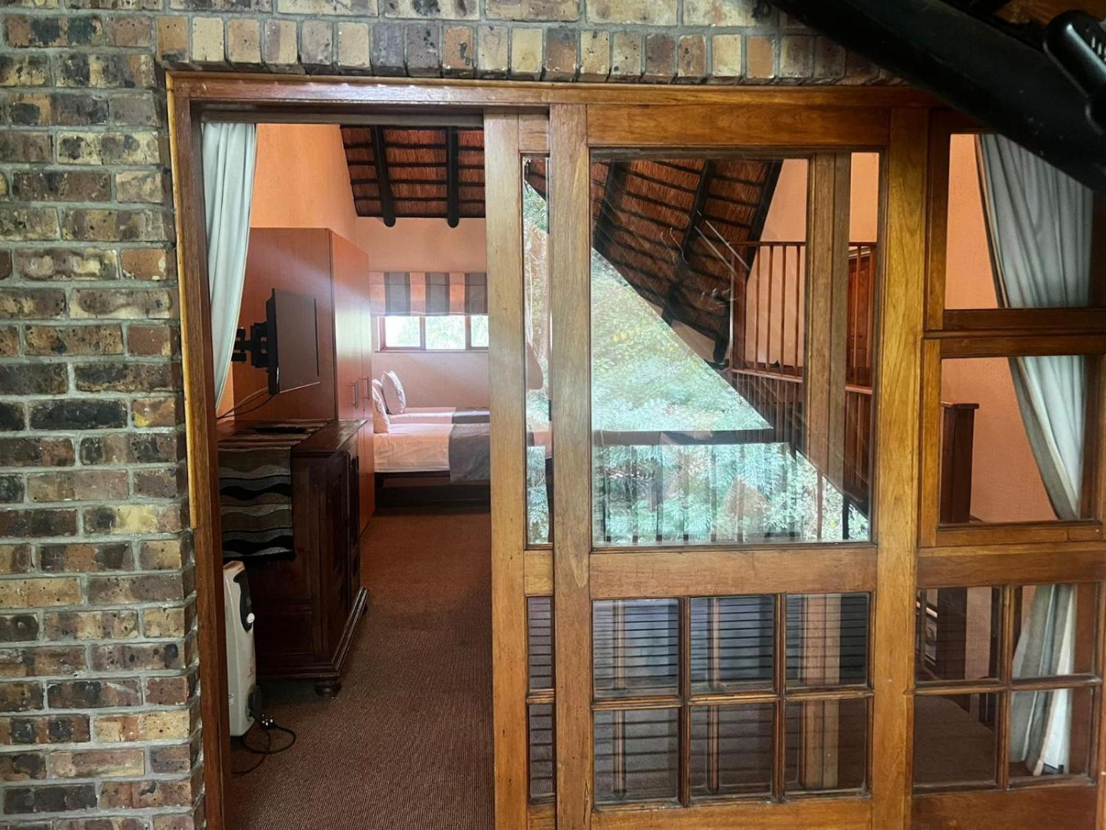 Kruger Park Lodge - Modern Unit 225B