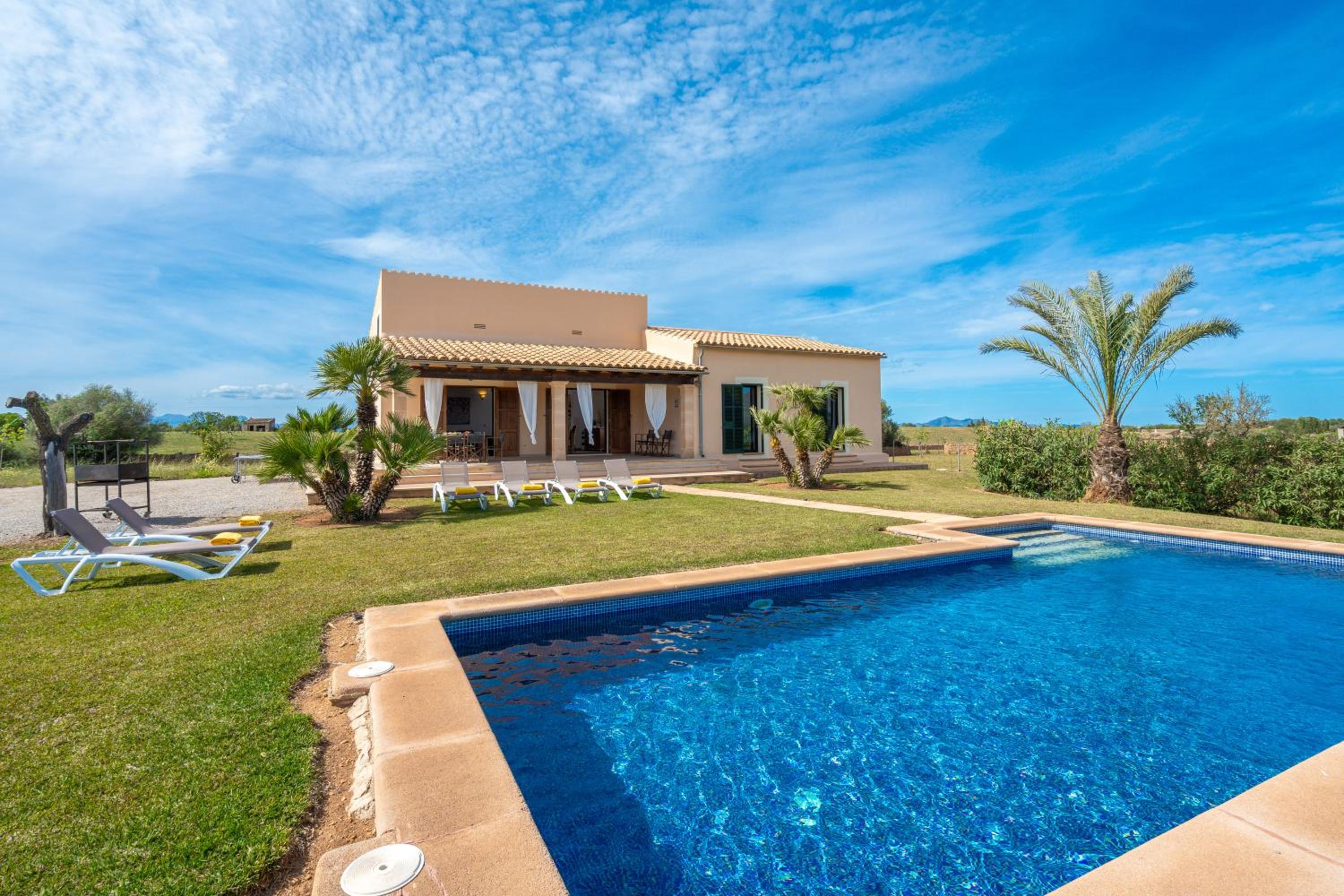 M407 Can Aina by Mallorca Villa Selection view 4