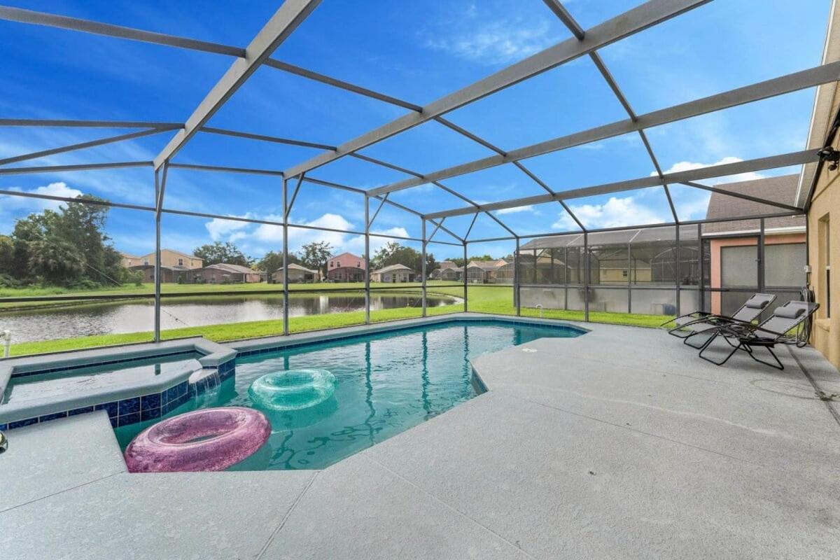 Stunning Newly Renovated Pool Home close to Disney view 5