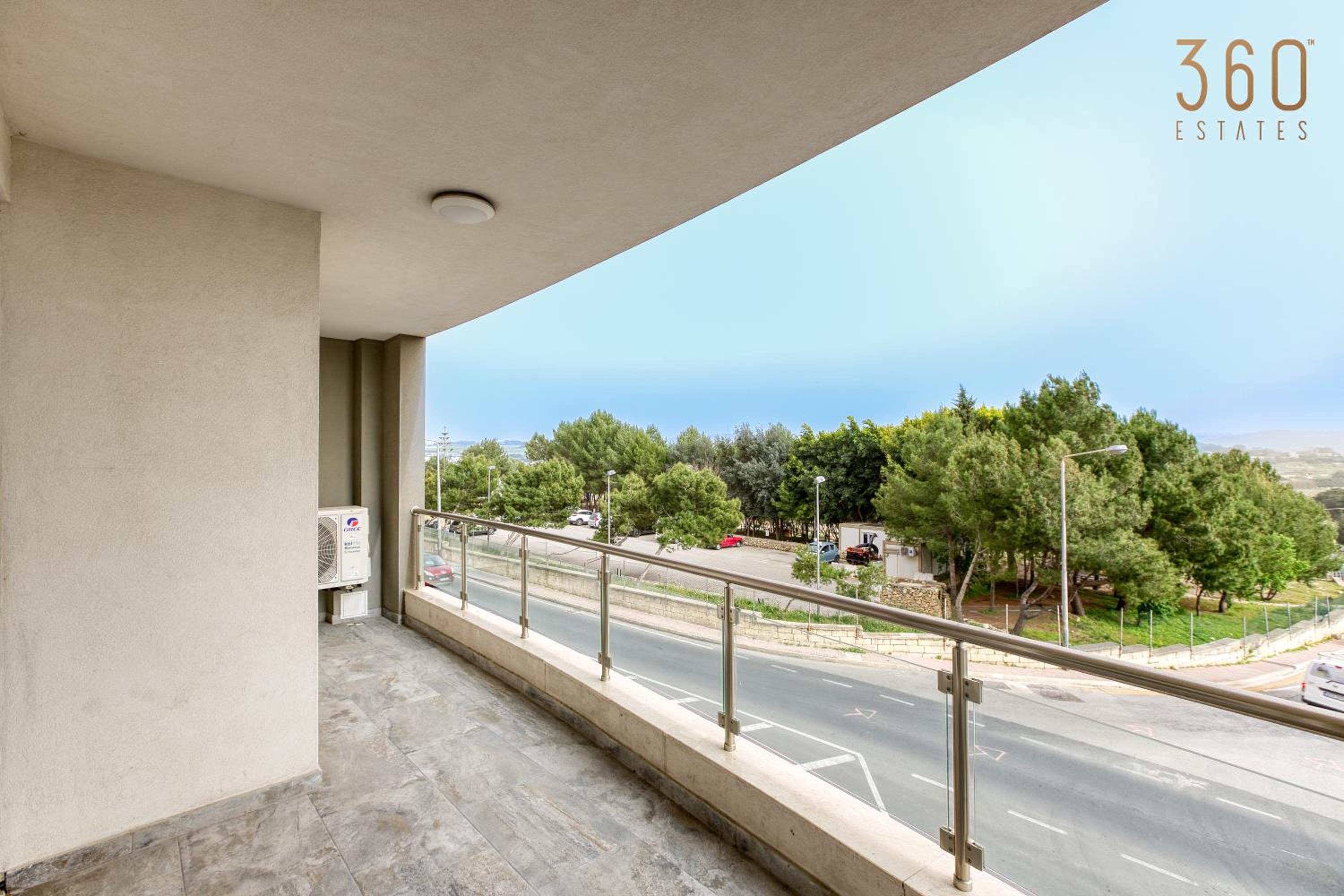 Beautiful 3BR Apt with Private Terrace & Views by 360 Estates photo 4