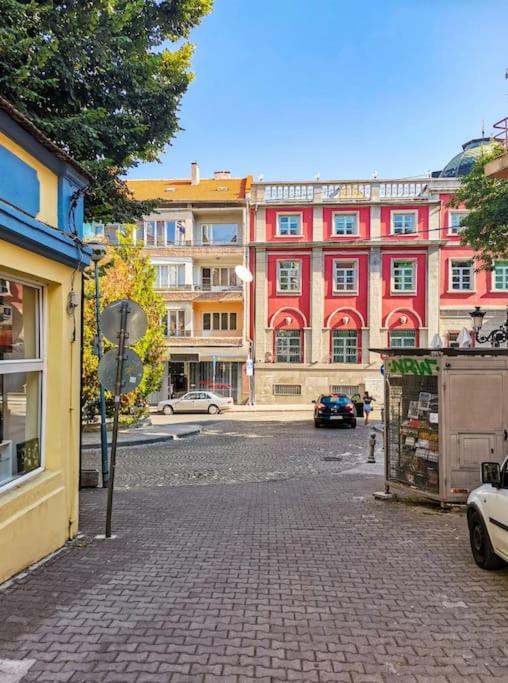 La Primavera Spacious Apartment