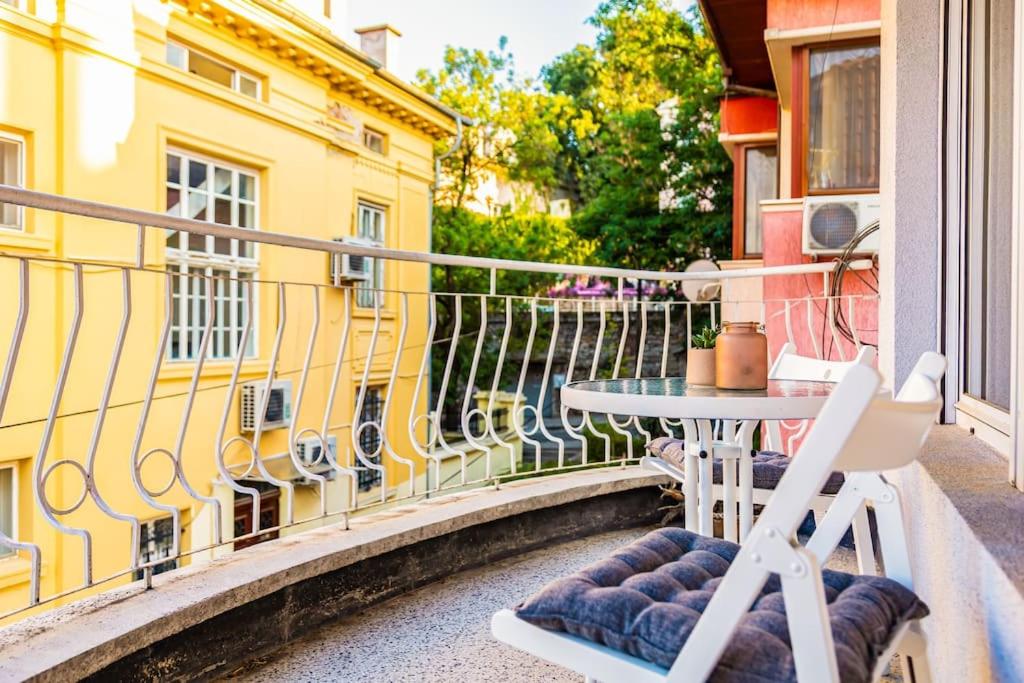 La Primavera Spacious Apartment