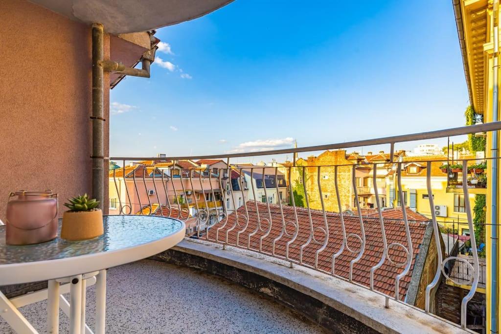 La Primavera Spacious Apartment