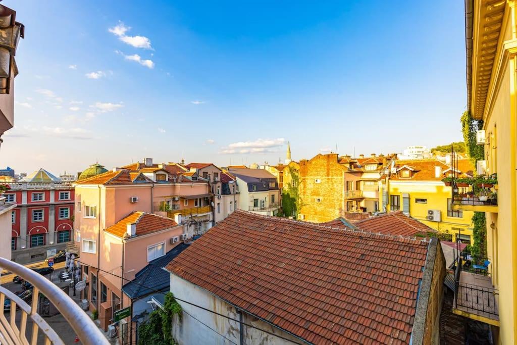 La Primavera Spacious Apartment