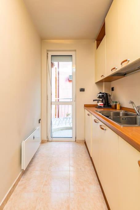 La Primavera Spacious Apartment