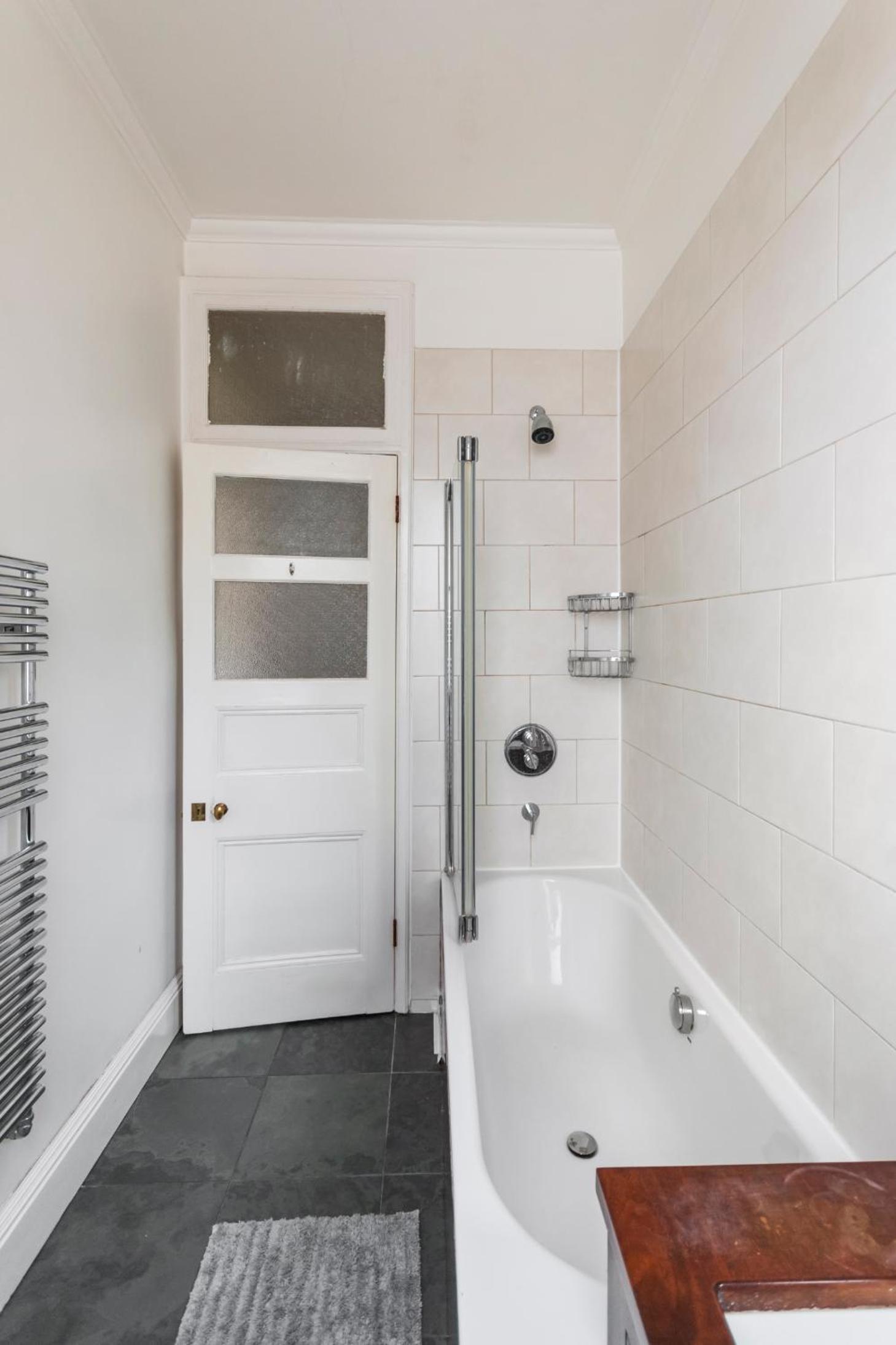 Spacious 1 bed Holborn Apartment