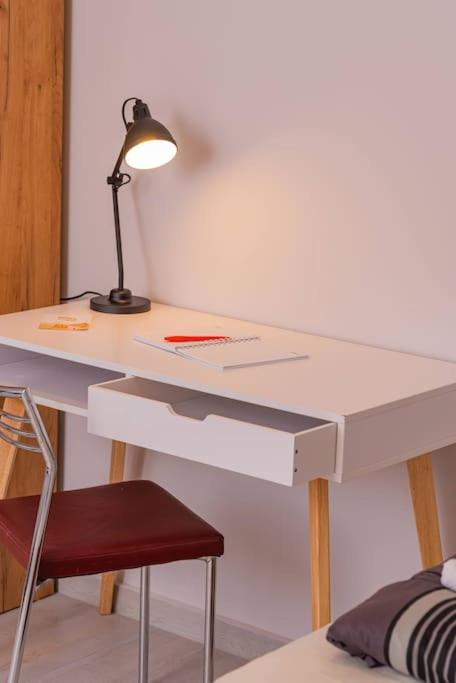 Studio 'Ozi' quite place in Perfect Center