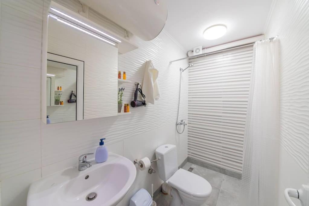 Studio 'Ozi' quite place in Perfect Center
