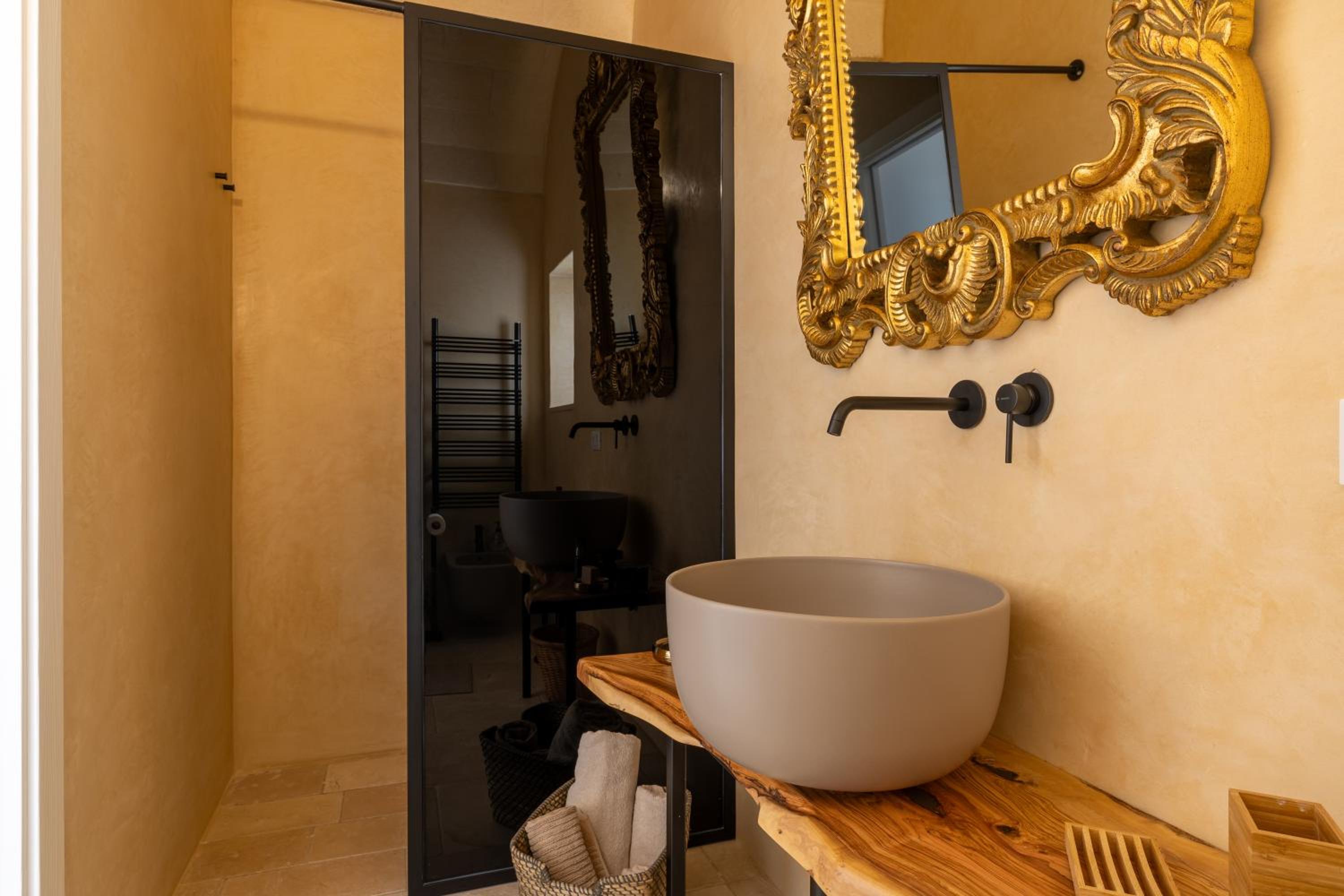 Lagalene Apulian Retreat-lamia e trullo eco-luxury con hammam e piscina