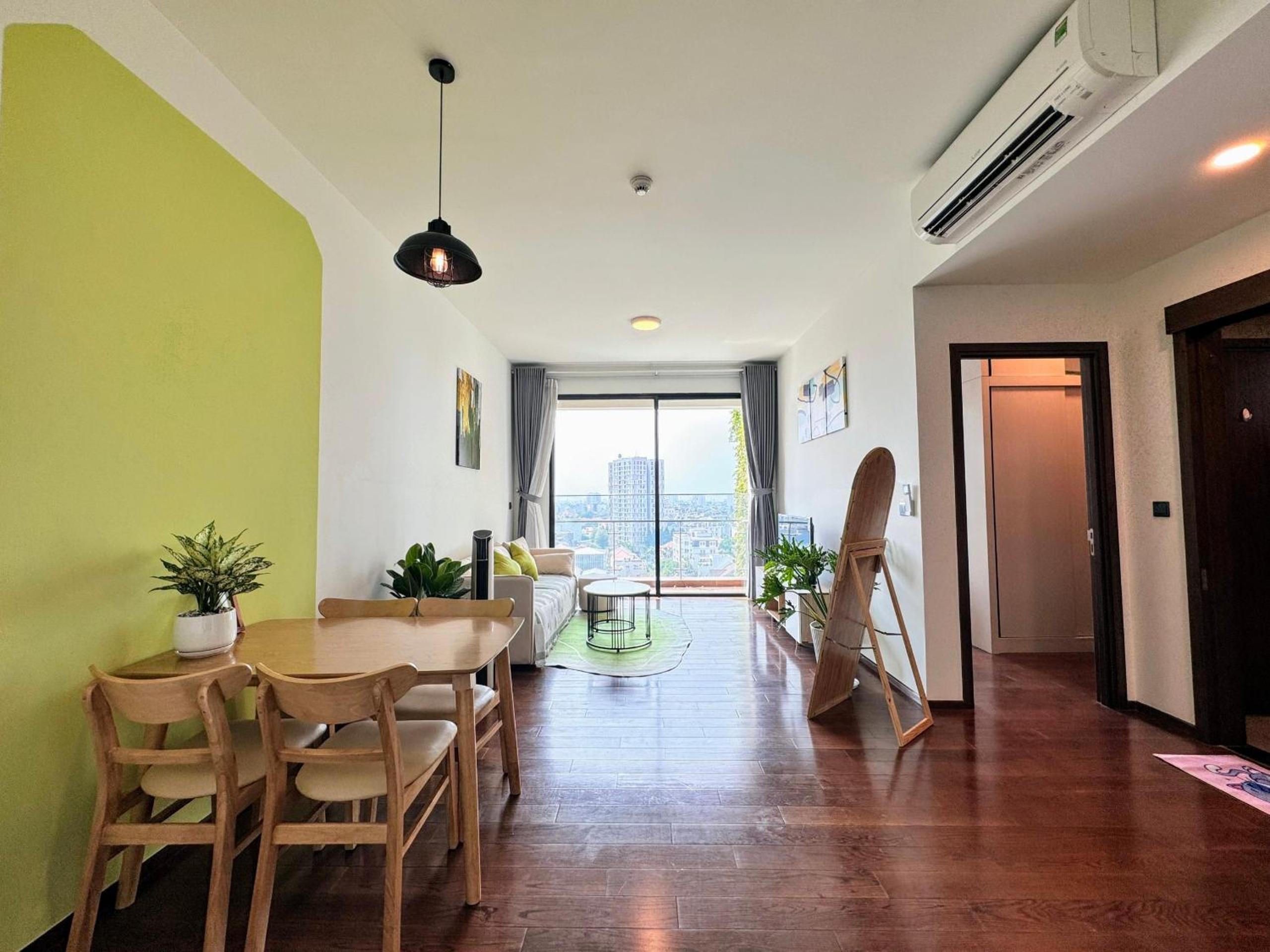 Homie's Dedge Thao Dien Luxury Apartment