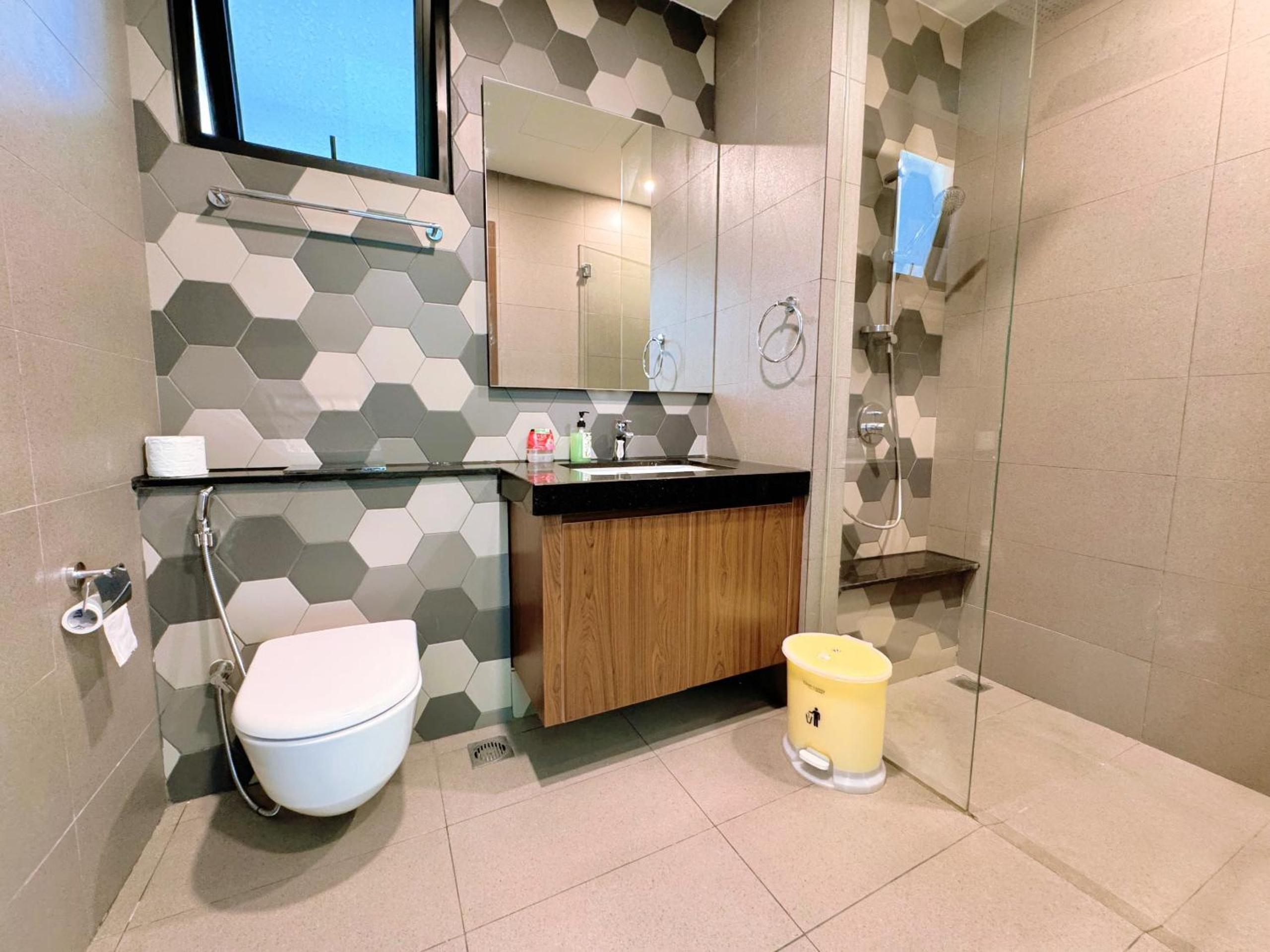 Homie's Dedge Thao Dien Luxury Apartment