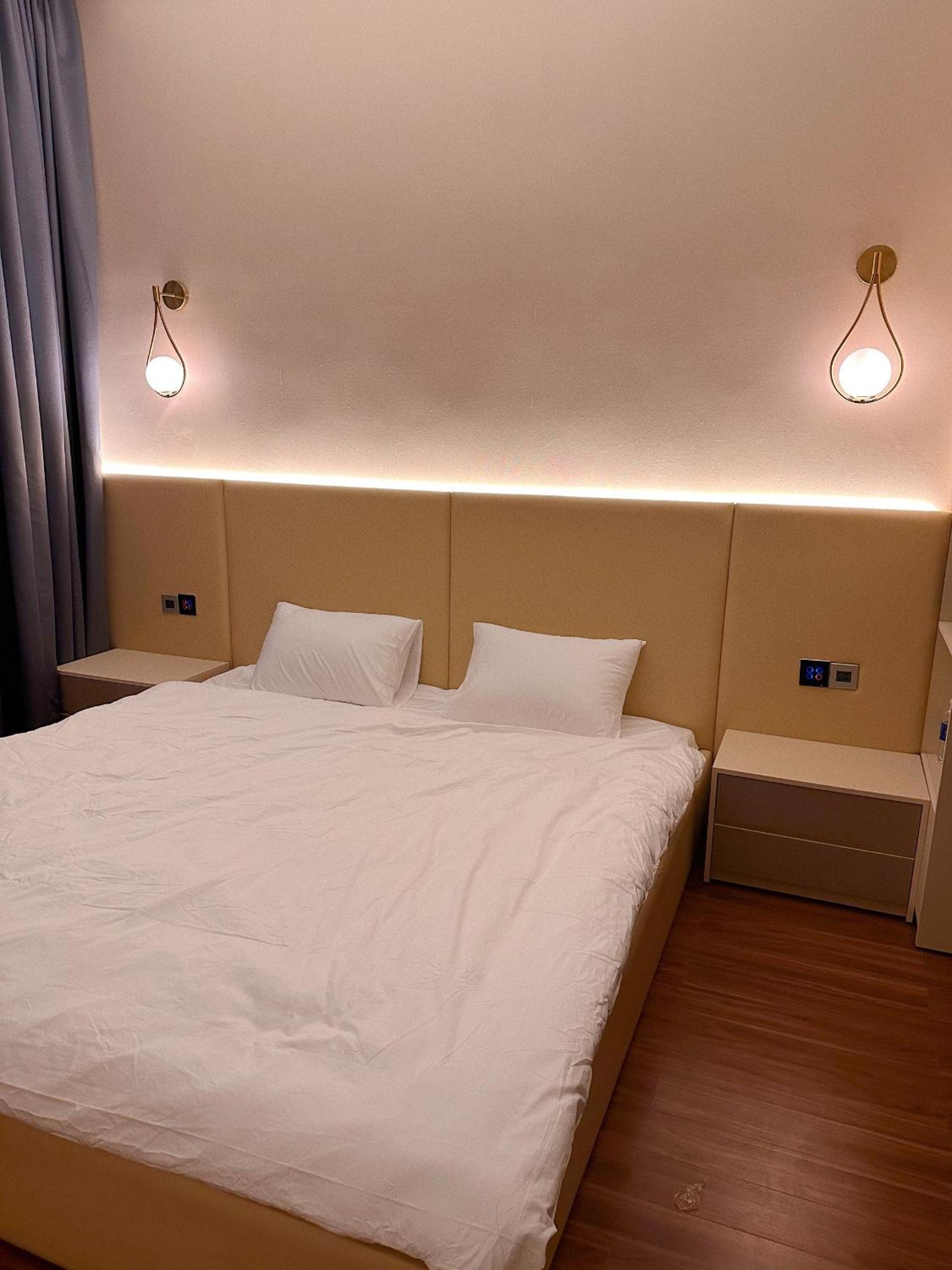Malloire House Hue view 4