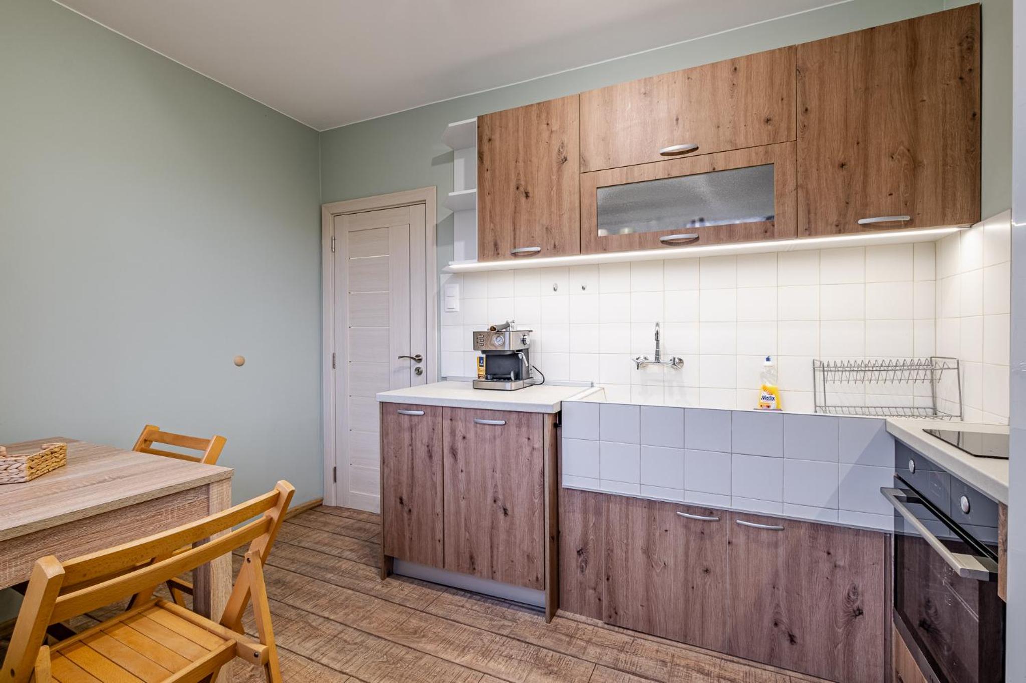 Peaceful Apartment with FREE Parking