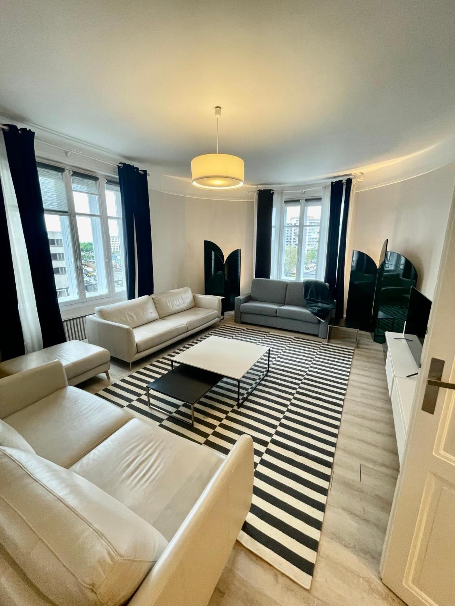 Luxury apartment Times Square district