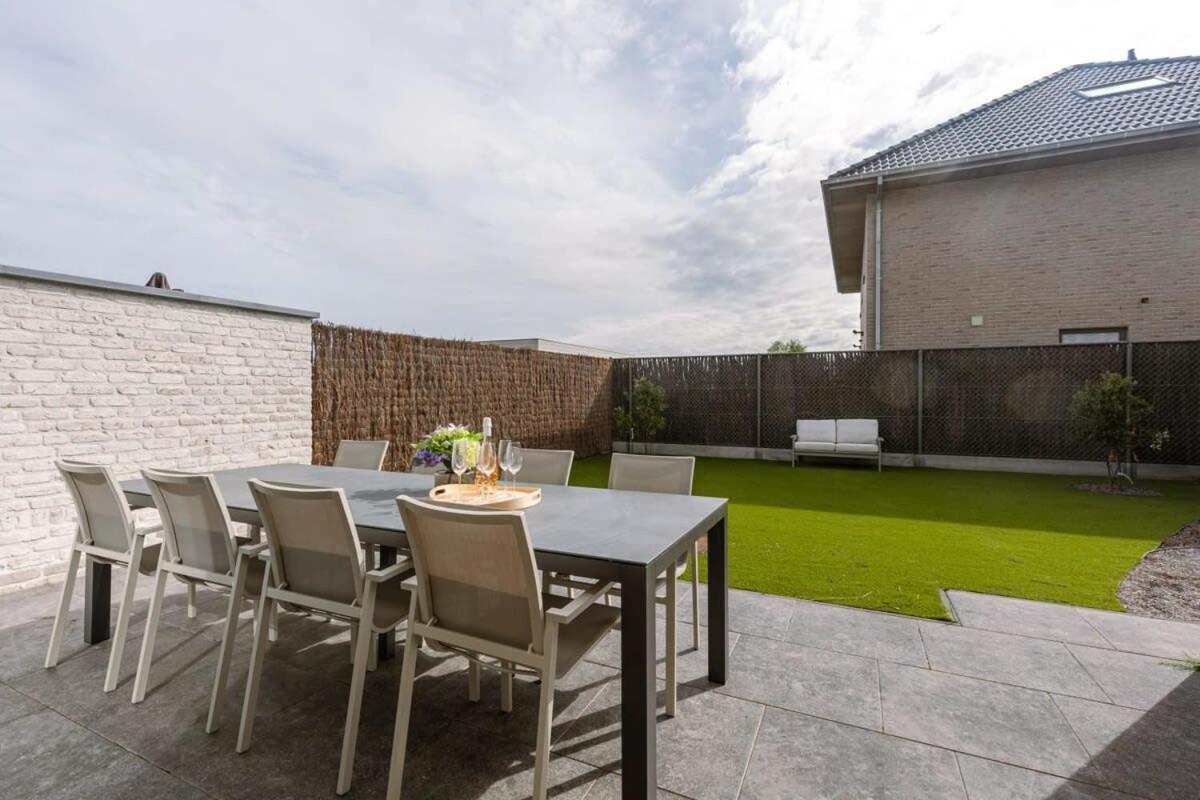 Holiday home with garden for up to 10 guests