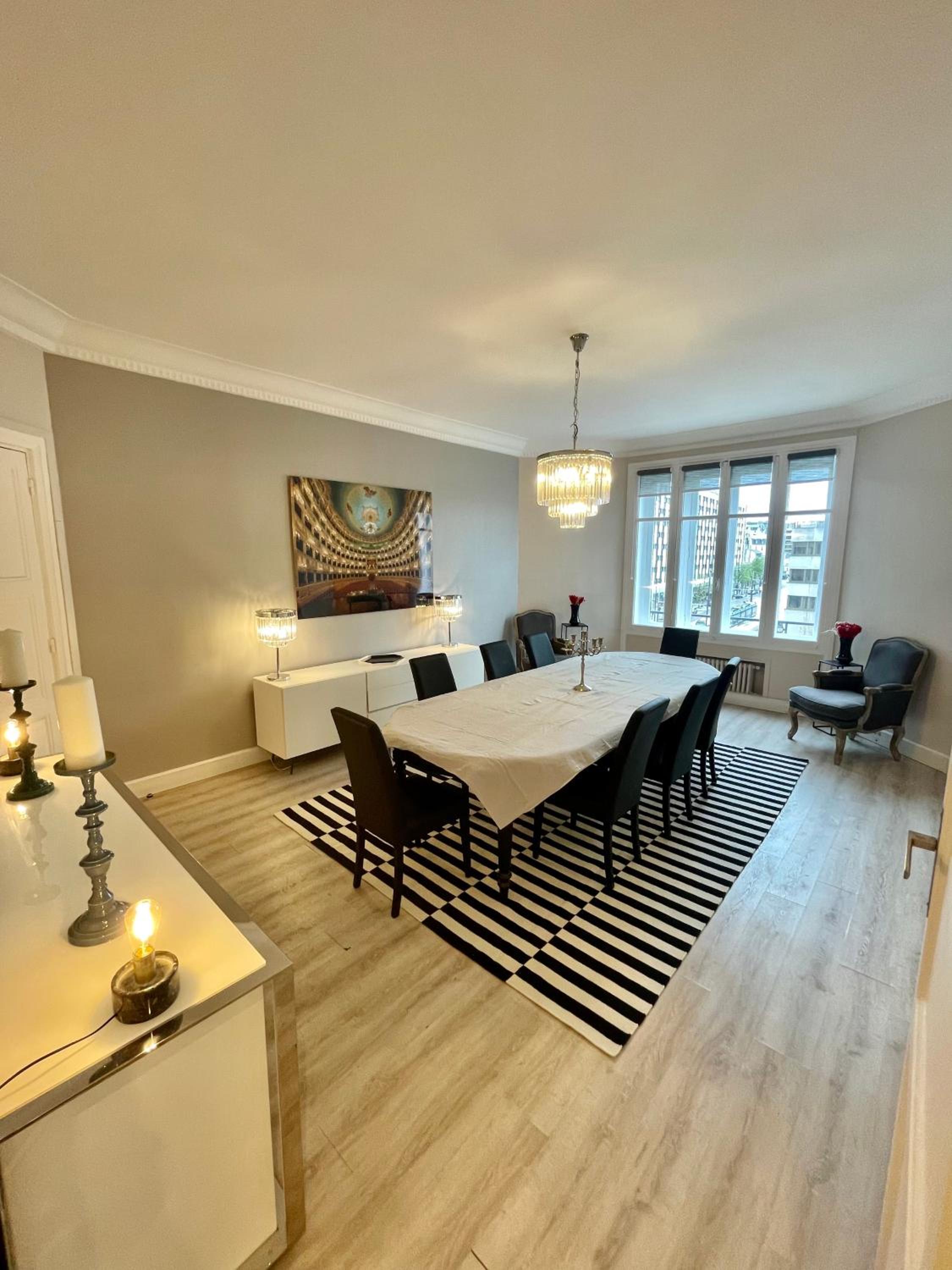 Luxury apartment Times Square district