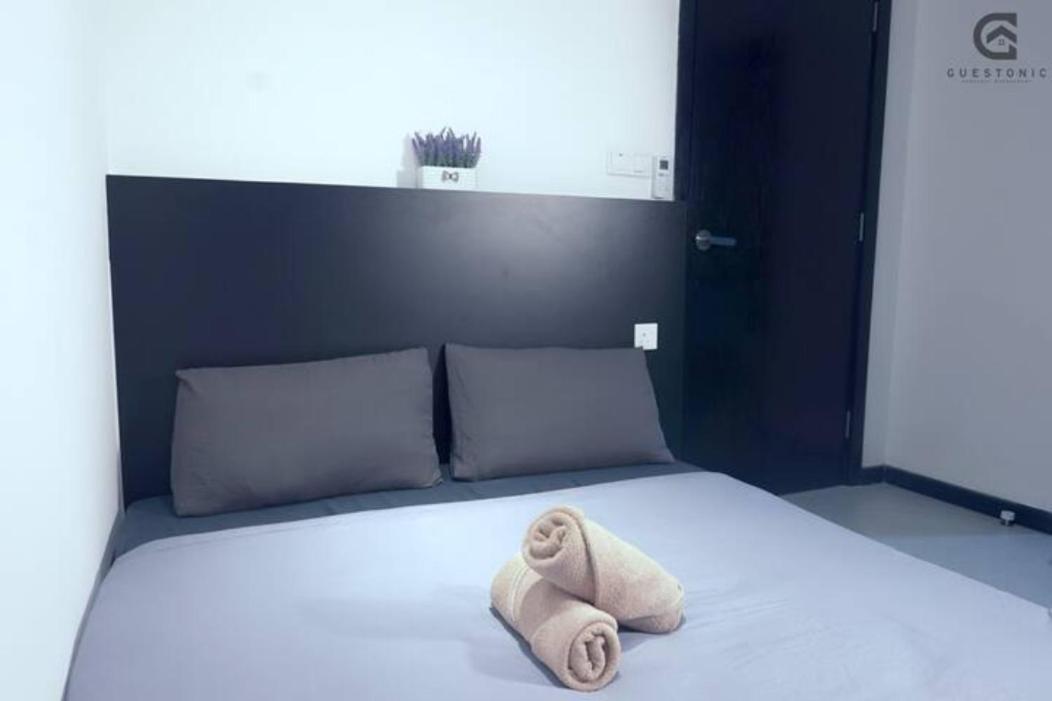 NeuSuite Cozy Studio by GUESTONIC