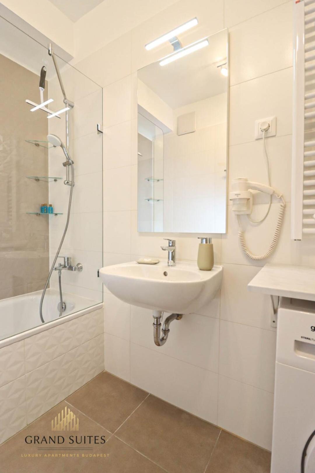 Grand Suites Promenade