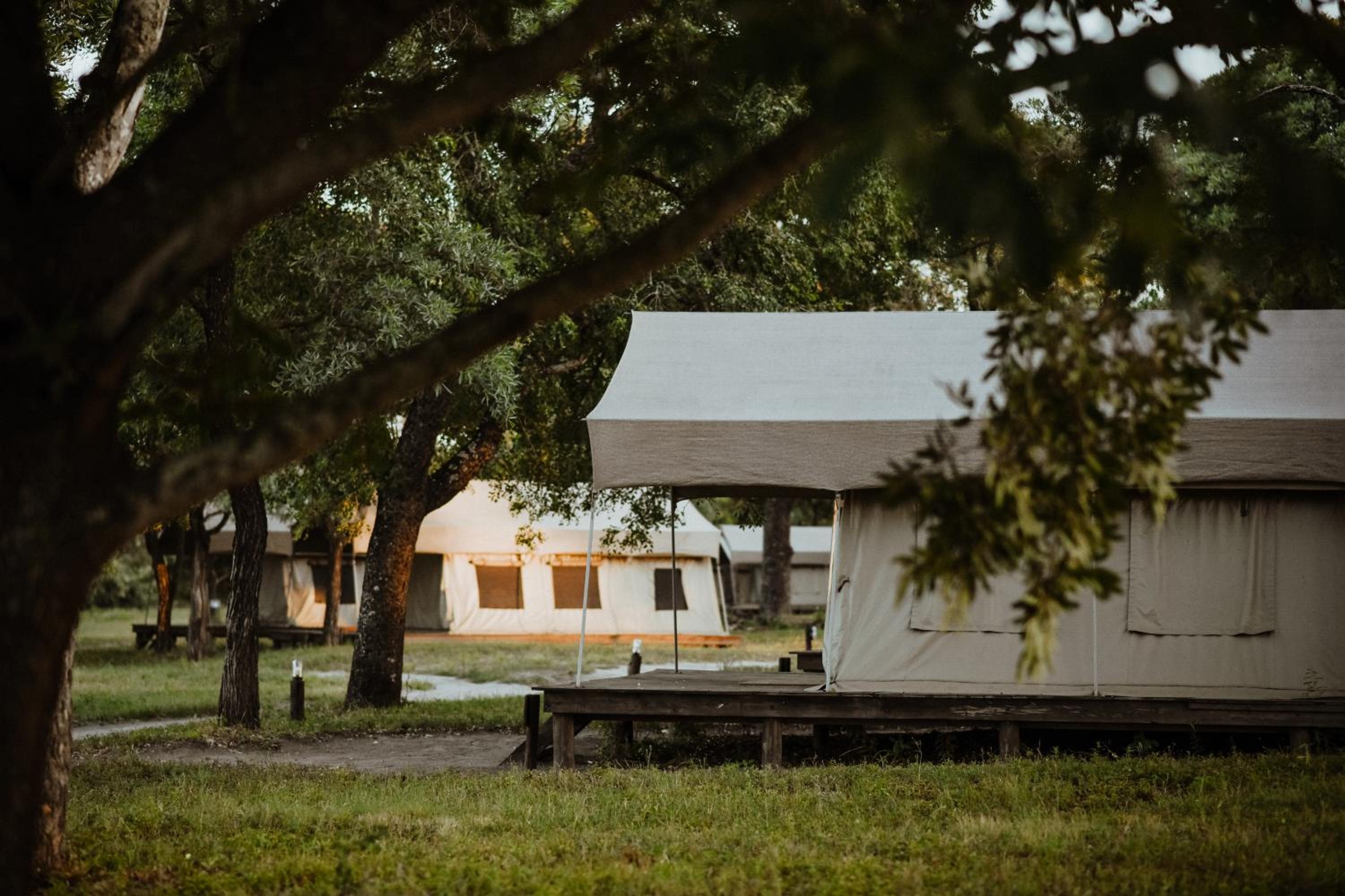 Unyati Safari Lodge