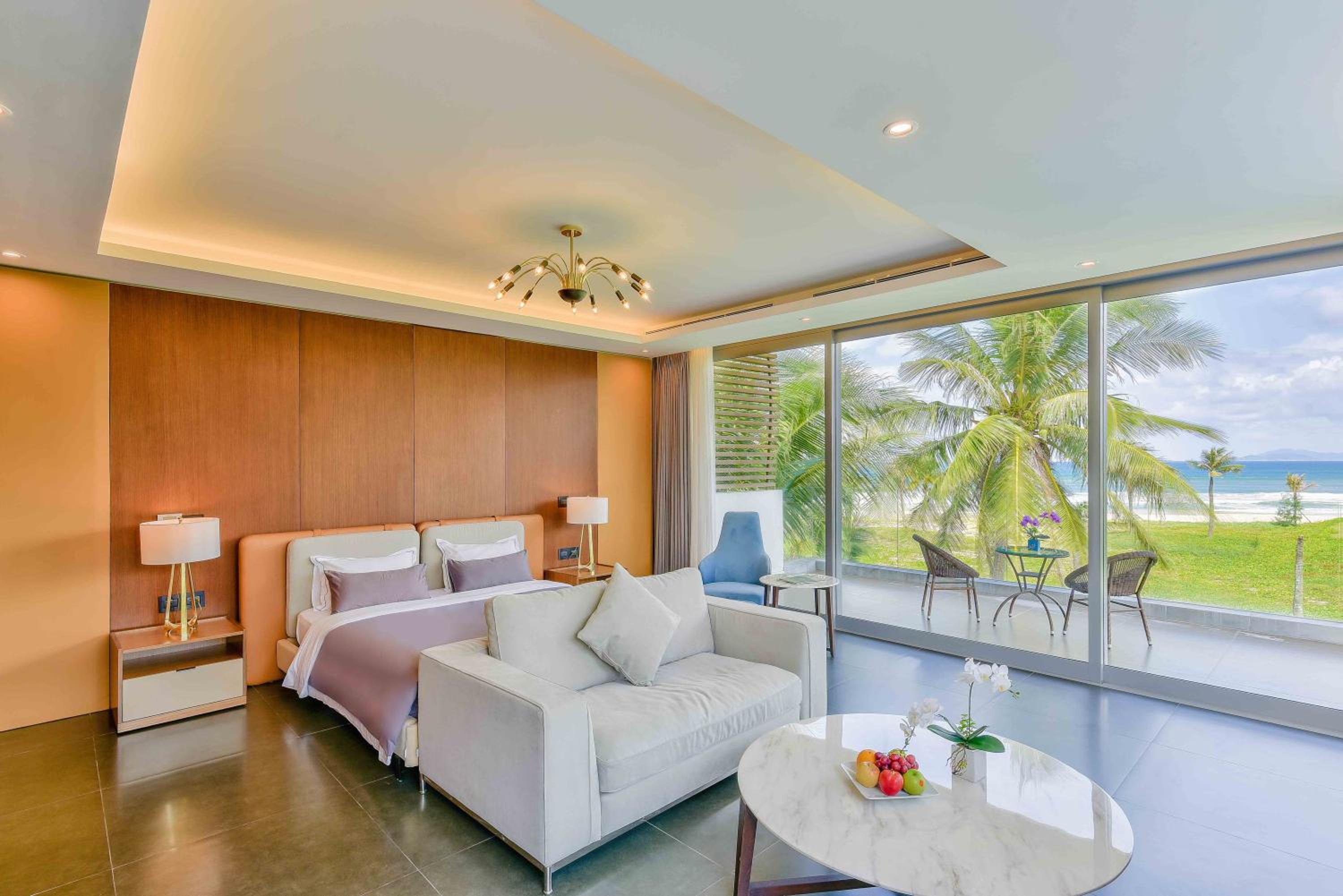 Deluxe Beachside Resort Danang